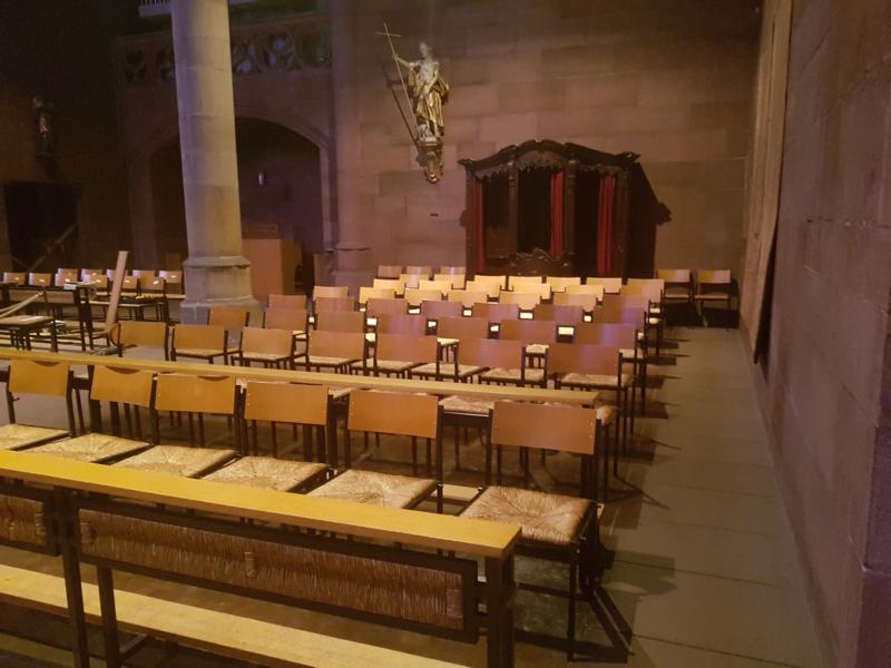 Neue Stühle (c) Domgemeinde St. Peter