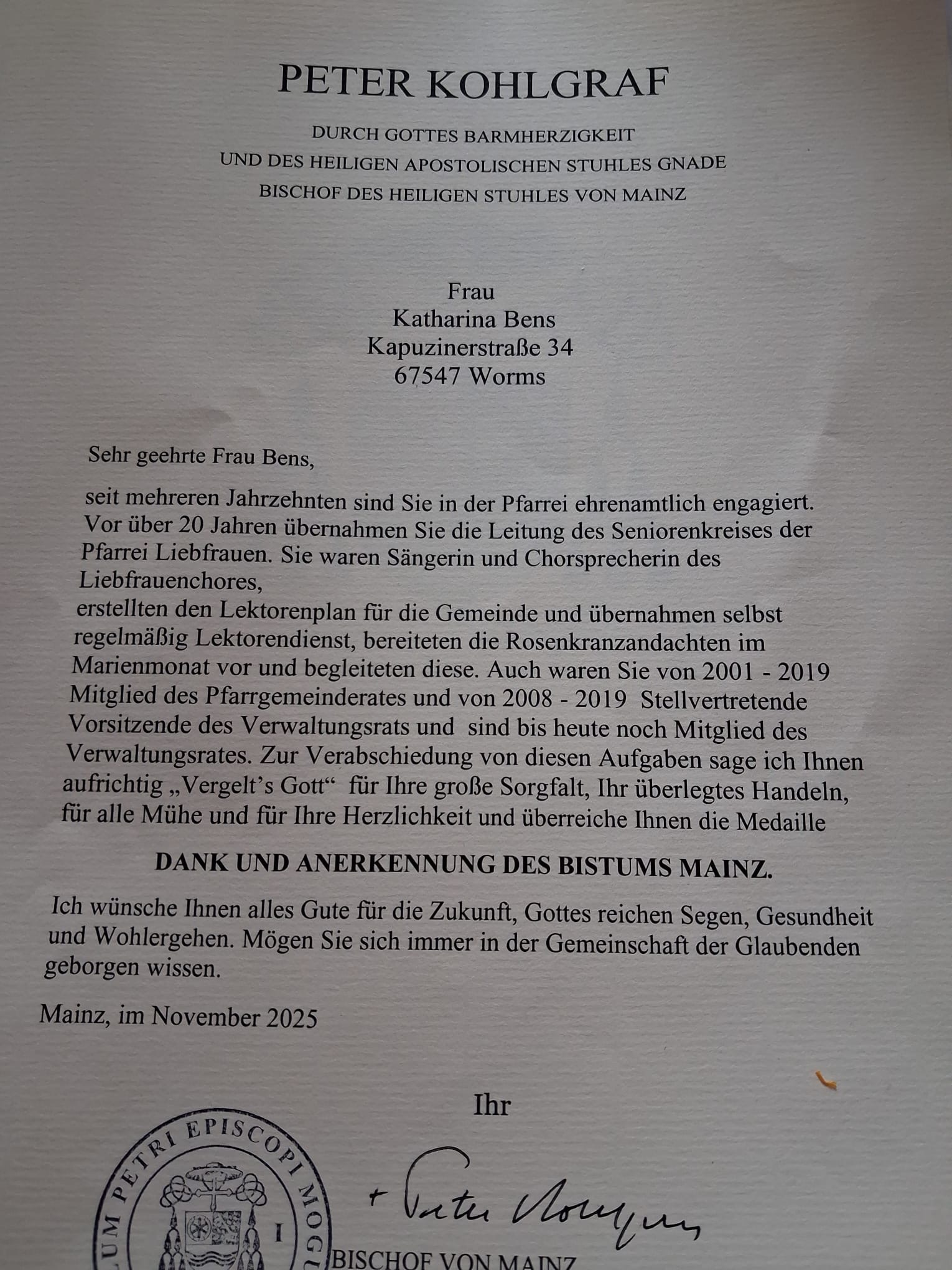 Ehrung Katharina Bens 2 (c) red Ehrung Katharina Bens 2 (c) red