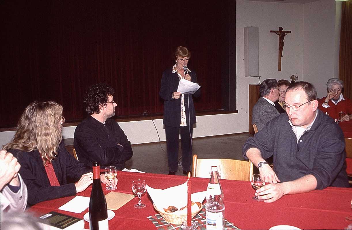 Rosel Heilig 3 (c) red Rosel Heilig 3 (c) red