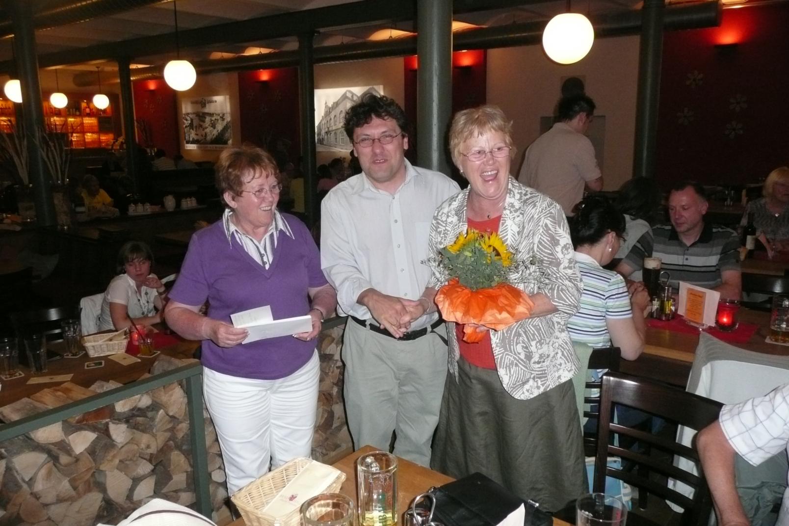 Rosel Heilig 5 (c) red Rosel Heilig 5 (c) red