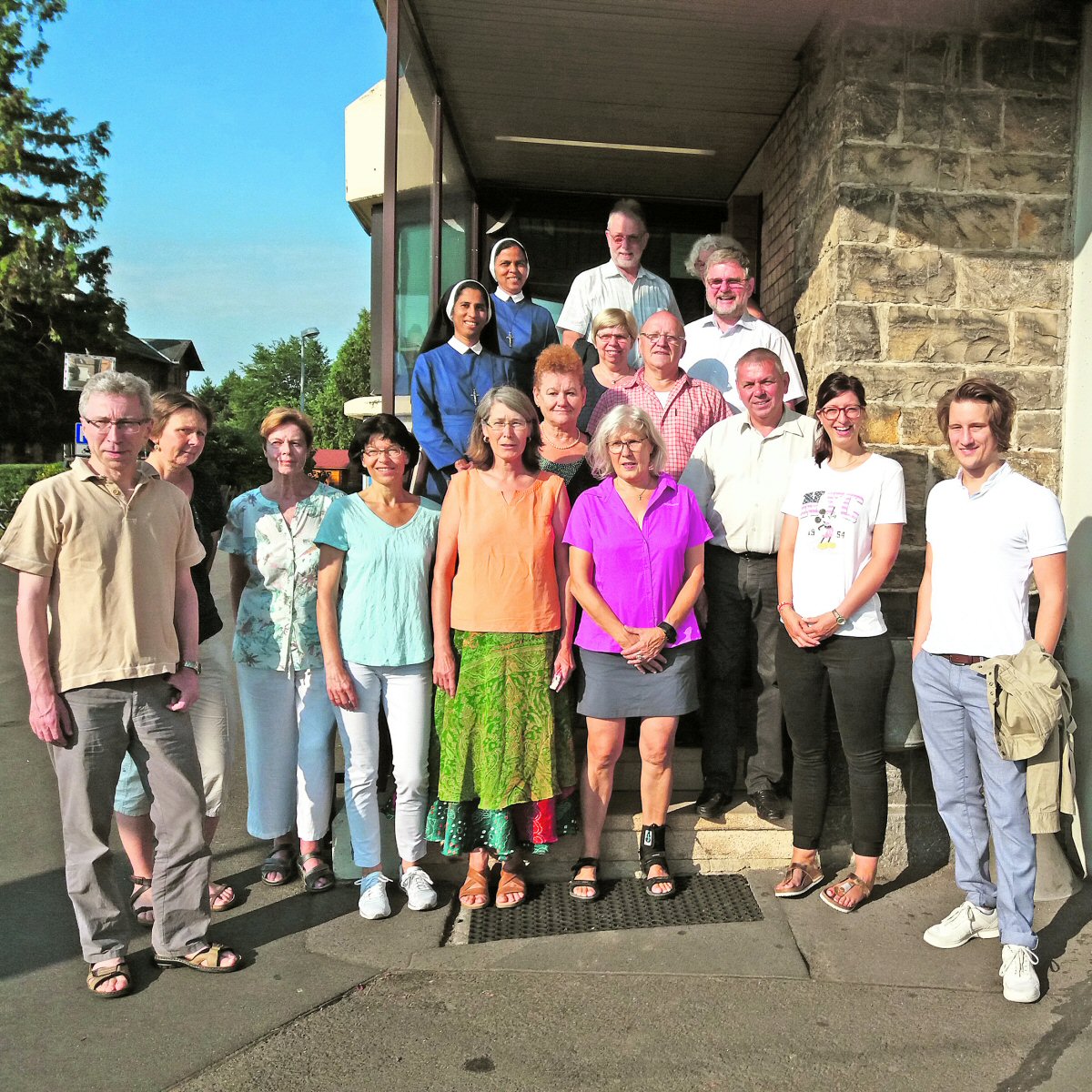 Gemeindemitglieder aus St. Gottfried gingen in die JVA Butzbach, um mit den Gefangenen den Sonntagsgottesdienst am „Tag der Gefangenen“ zu feiern. | Foto: Andrea Kipp