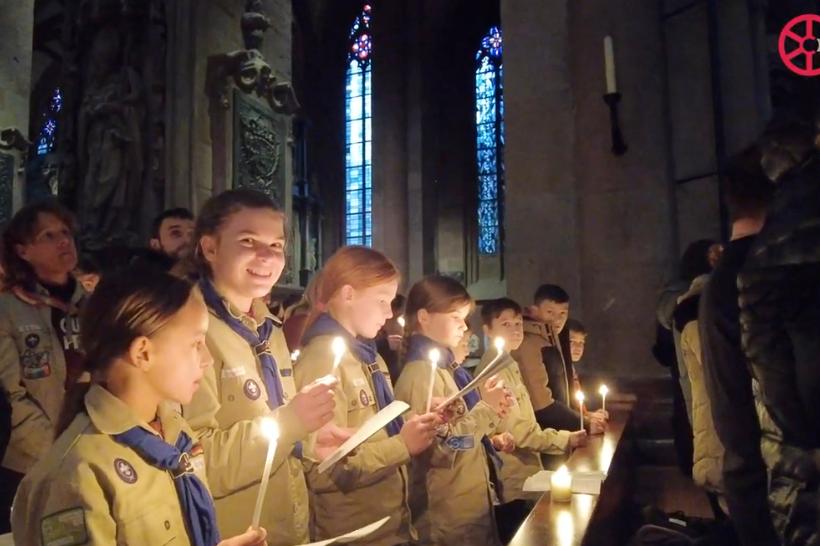 Aussendungsfeier-Friedenslicht-Pfadfinderinnen