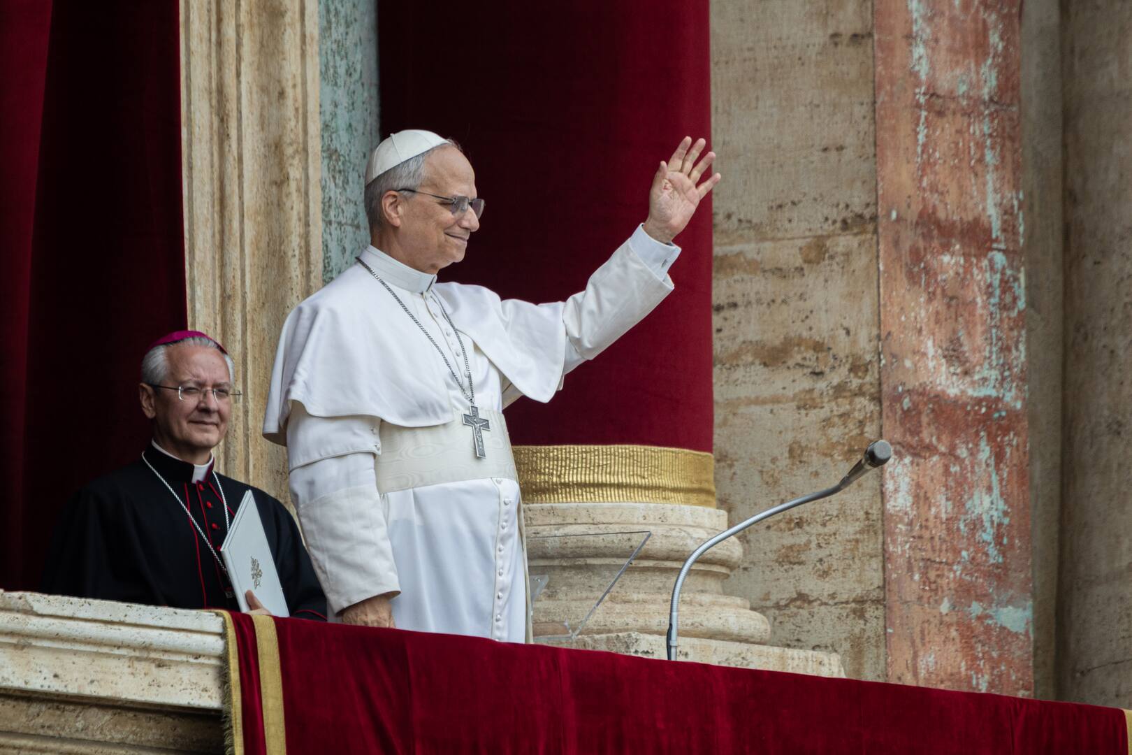 2025: Papst Leo XIV. beim Regina Coeli am 11. Mai 2025