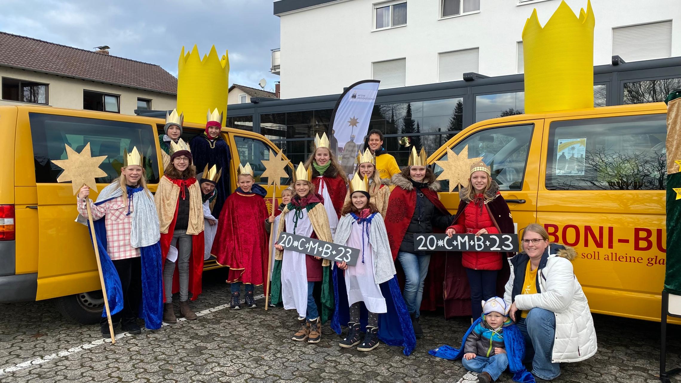 Sternsingen auf öffentlichen Plätzen