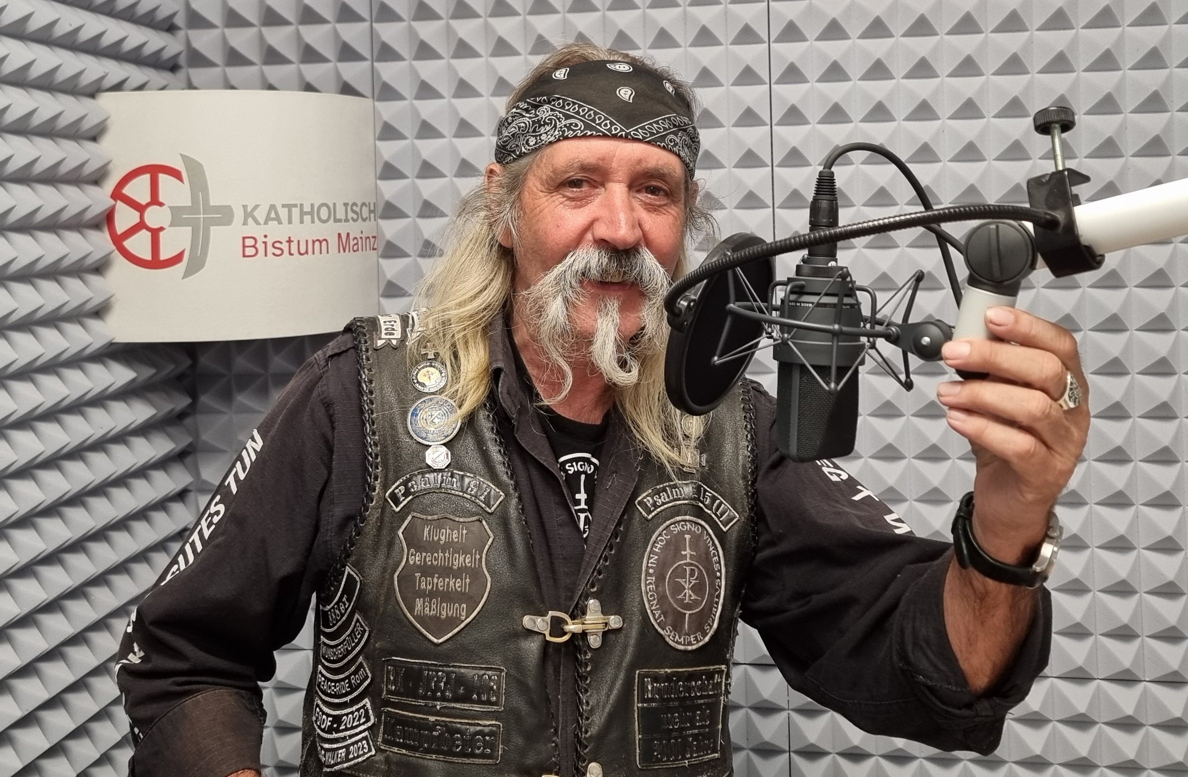 Jesus Biker Thomas Draxler