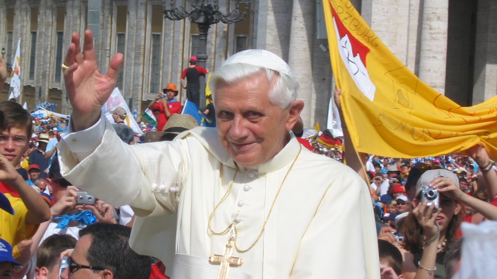 Papst Benedikt bei der Ministrantenwallfahrten 2006