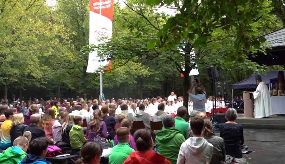 Ministrantenwallfahrt auf der Liebfrauenheide (c) Bistum Mainz