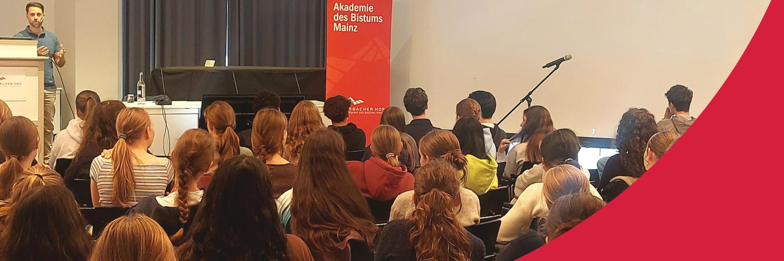 „Ein Ort für junge Stimmen und neue Ideen“