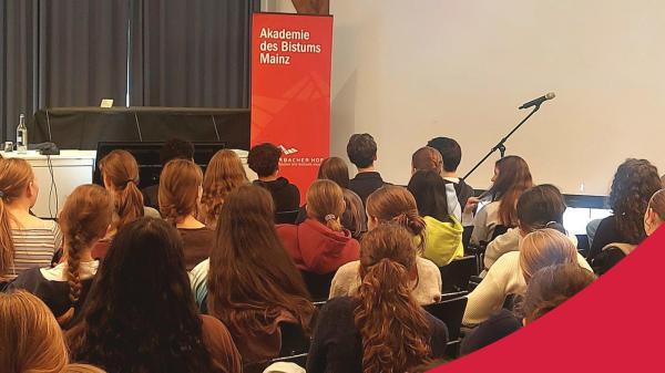 slider-interview-initiative-junge-akademie Kopie