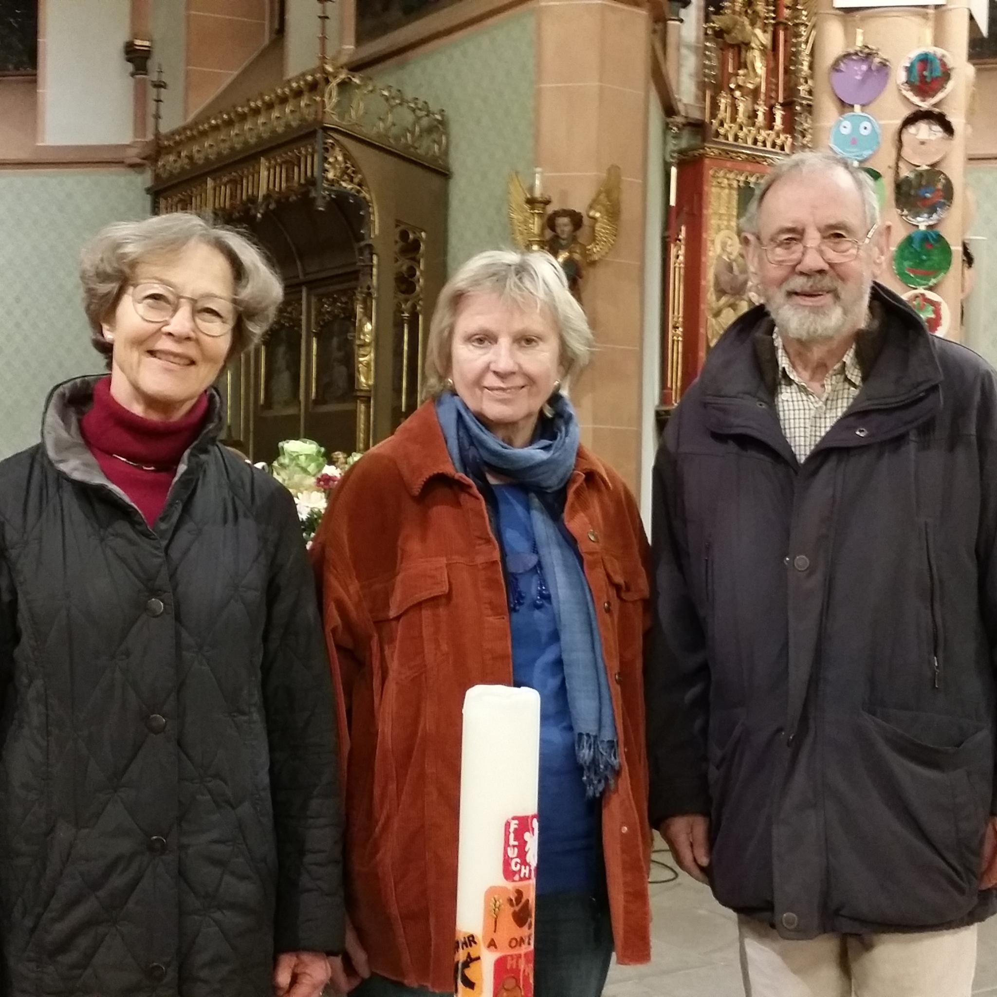 Engagieren sich für das Friedensgebet: Susanne Barner, Anne Hagel und Günter Frey.