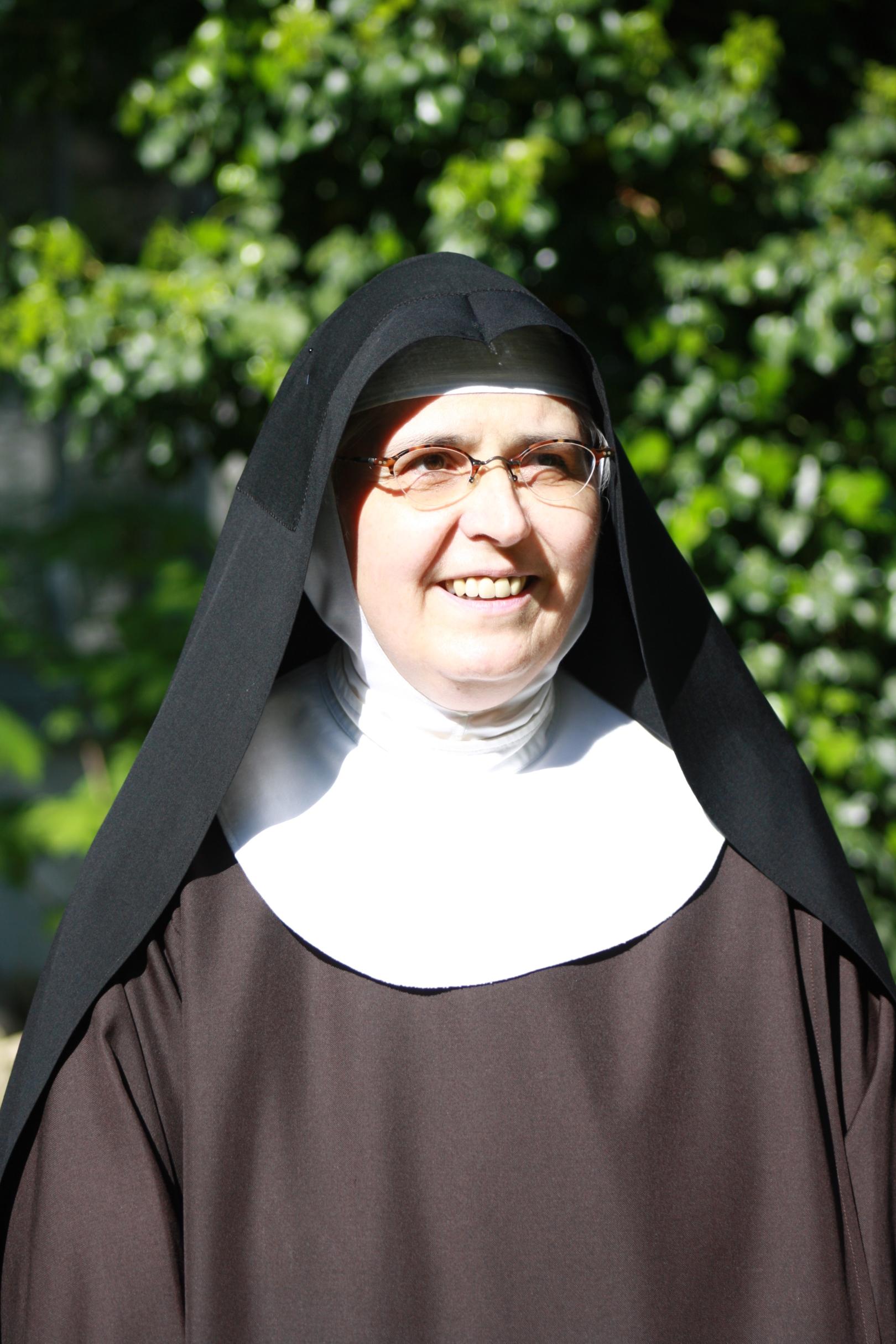 Seit dem 24. April ist Schwester Franziska Katharina Spang (60) Äbtissin des Klosters der Ewigen Anbetung in Mainz. (c) Kirchenzeitung/A.Weiffen