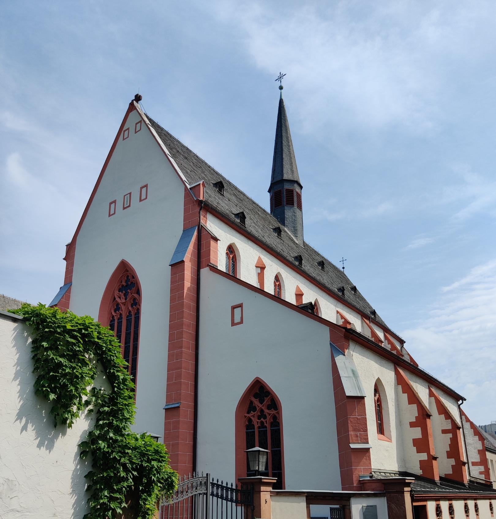 Die Studierenden predigten in der Karmeliter Kirche in Mainz. (c) Bistum Mainz/ Lukas Walther
