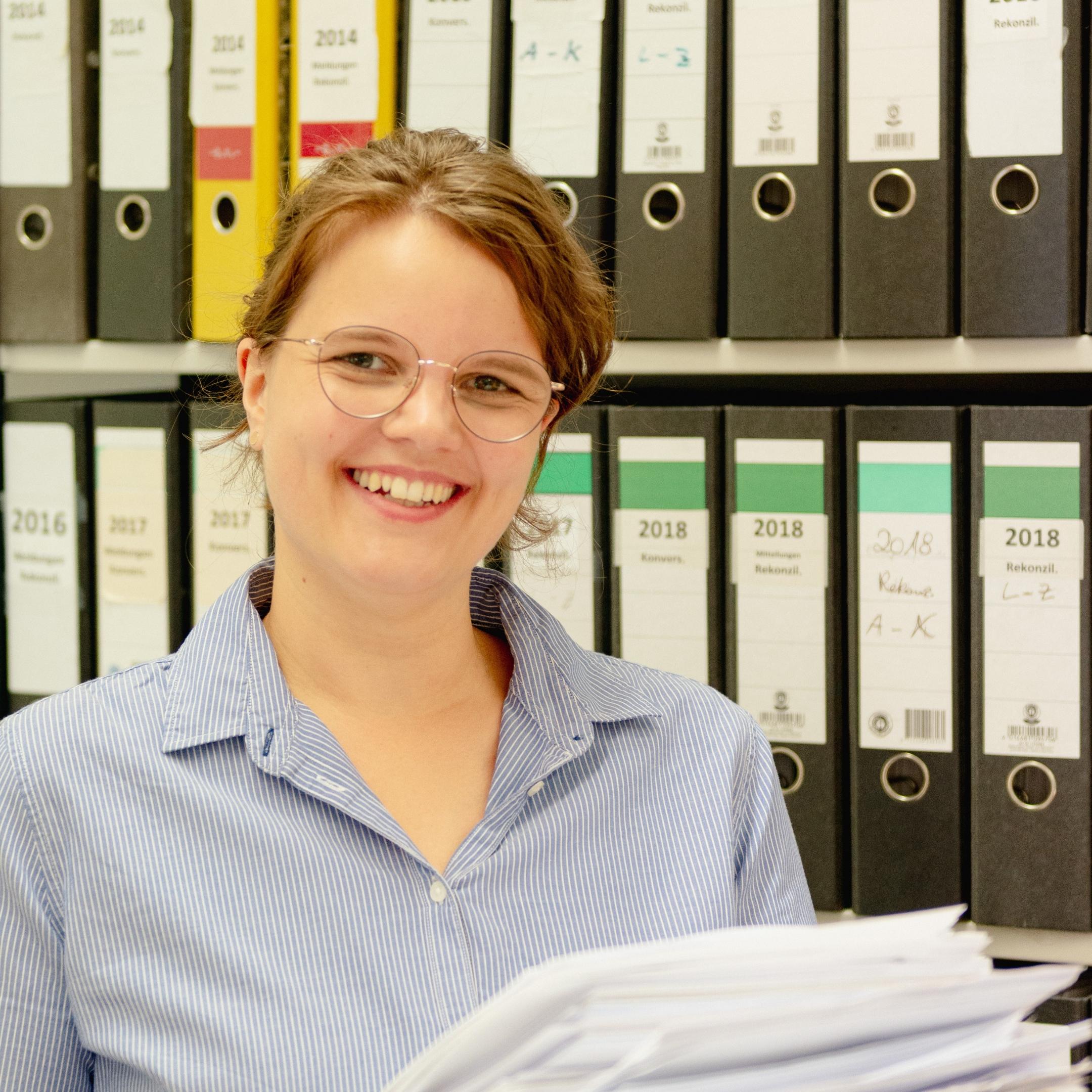 Kanzlerin Dr. Anna Ott