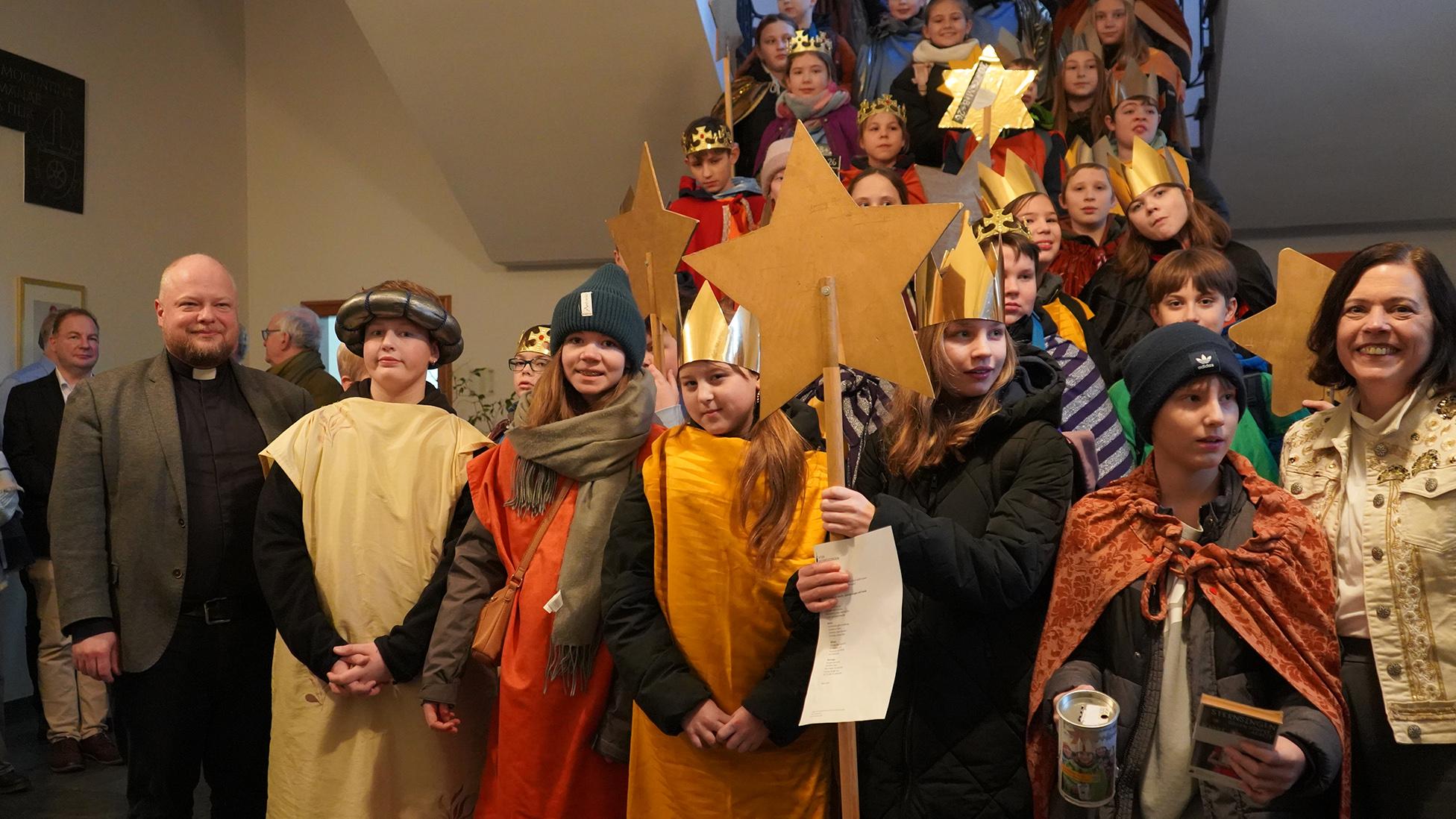 Die Sternsinger im Ordinariat (c) Bistum Mainz/Lieven