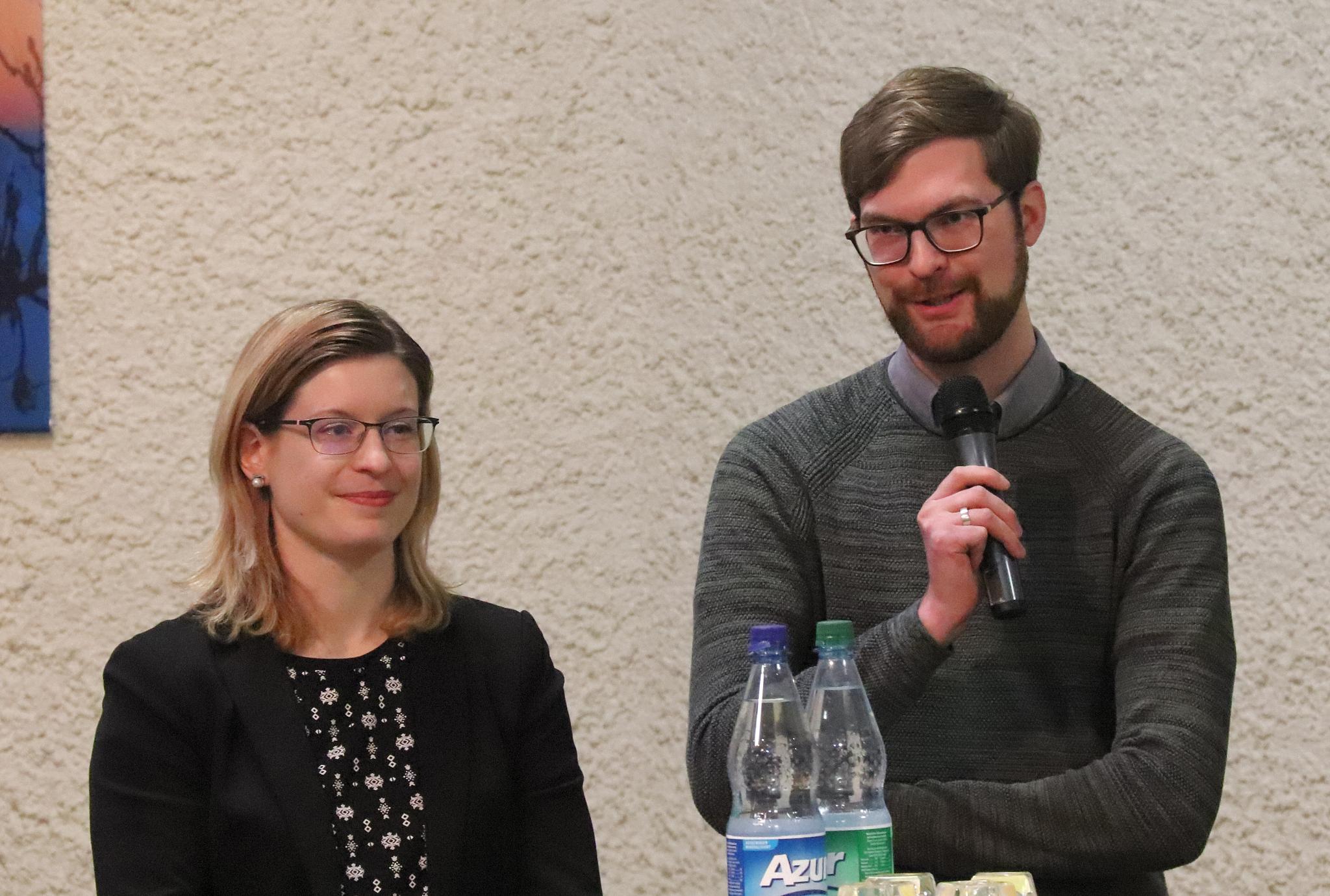Darmstadt: Sie erlebten, dass ihre Ehe oft als 'nicht gleichberechtigt' wahrgenommen werde, berichtete das Ehepaar Katharina und Yannick Pultar.