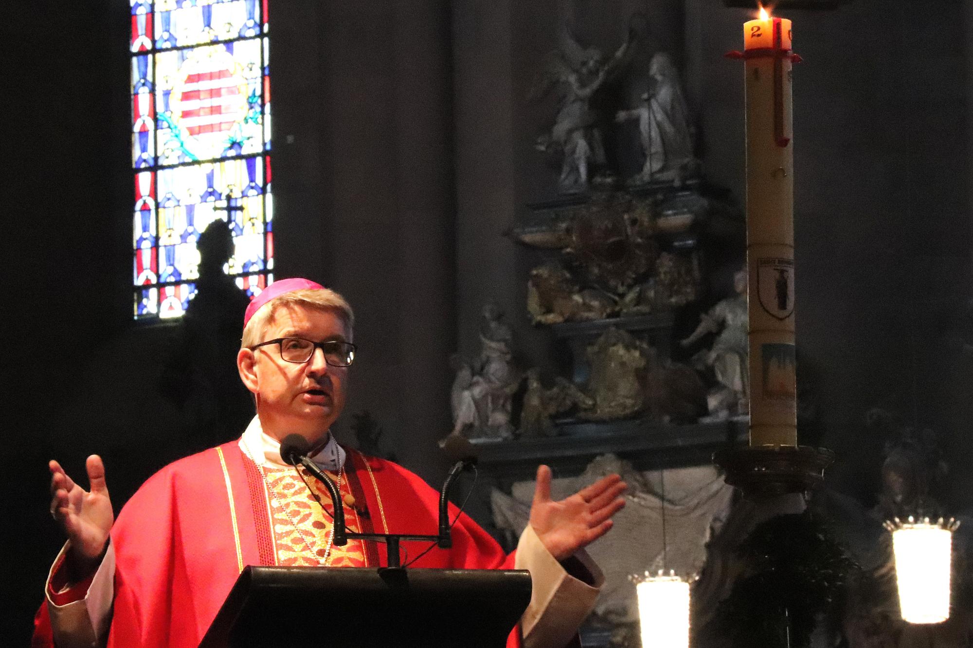 Mainz, 9.6.2019: Bischof Peter Kohlgraf rief dazu auf, für den Pastoralen Weg die Türen aufzumachen und aufzubrechen.