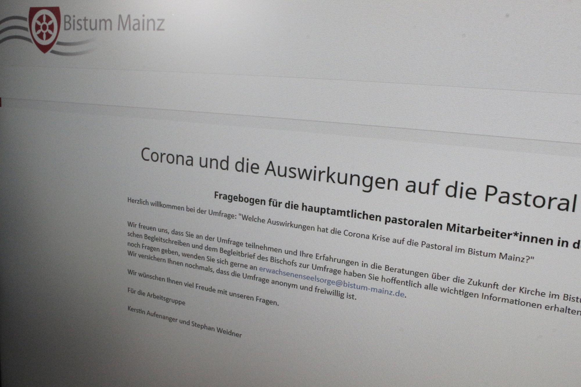 Seit 17. August läuft die interne Umfrage zur Corona-Krise. (c) Bistum Mainz / Blum