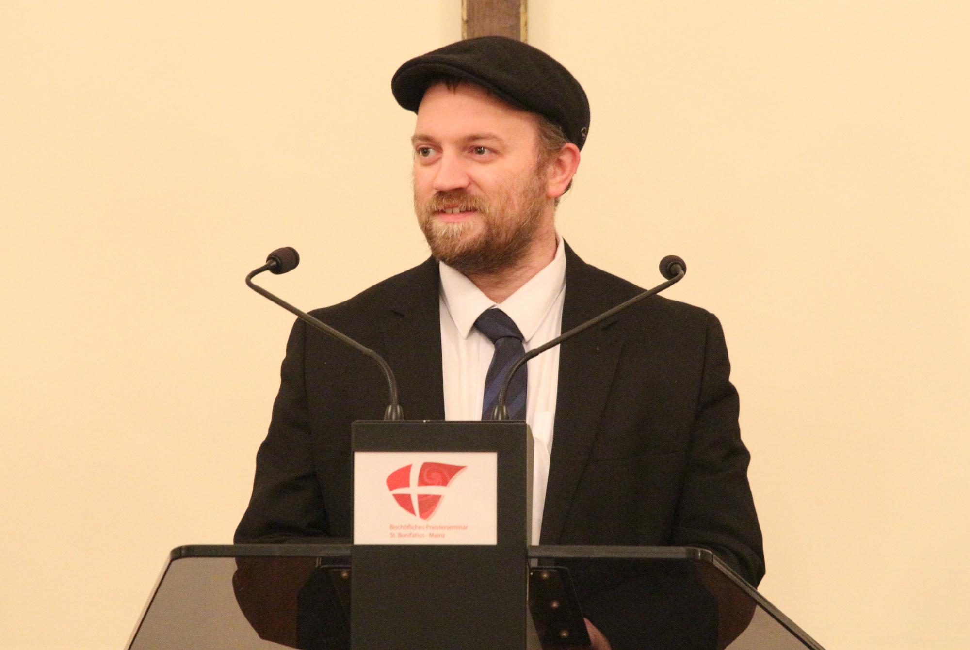 Mainz, 8. Dezember 2021: Der Mainzer Rabbiner Joachanan Guggenheim bei seinem Vortrag im Priesterseminar. (c) Bistum Mainz / Blum