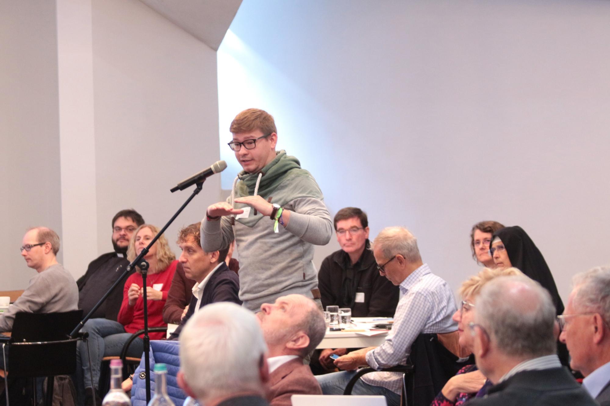 Mainz, 13. September 2025: Die Diözesanversammlung als Ort von Austausch und Diskussion im Bistum Mainz. (c) Bistum Mainz / Blum