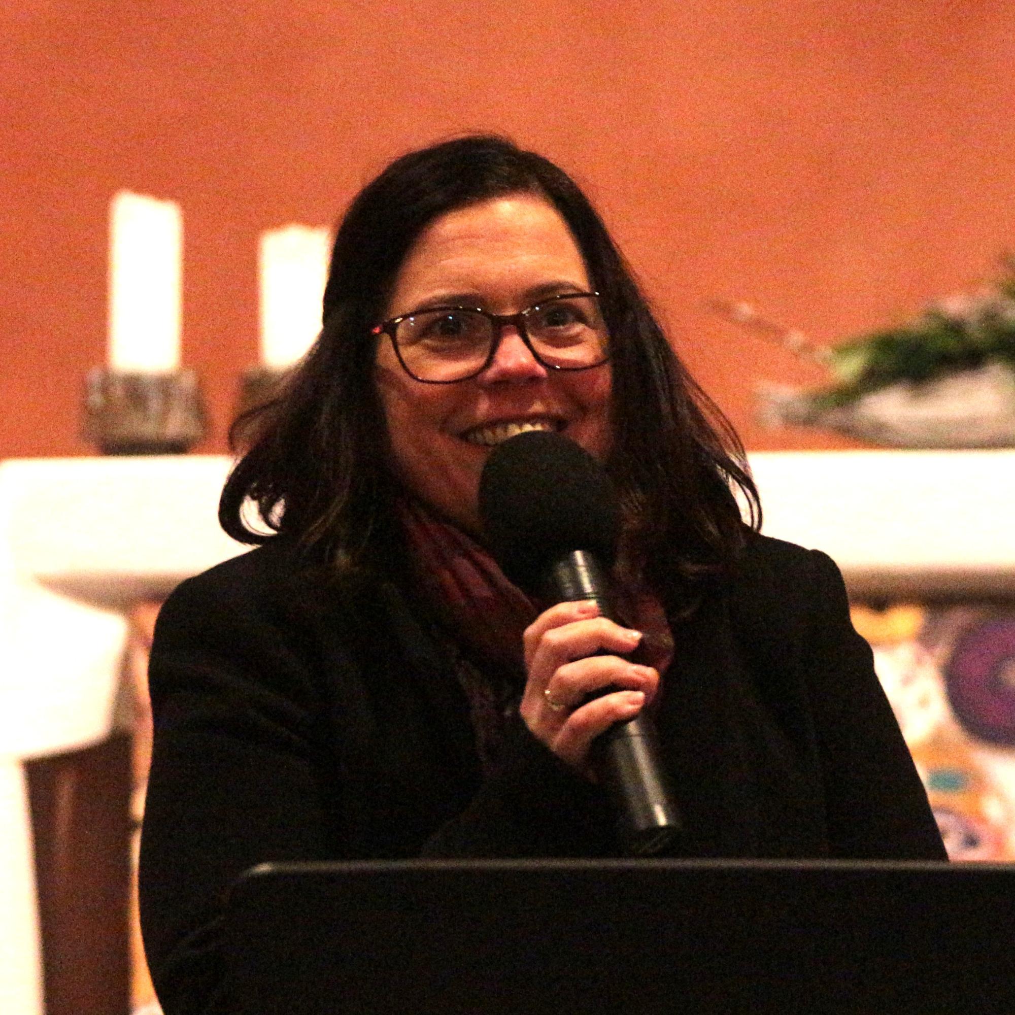 Mainz, 18. November 2025: Stephanie Rieth beim Thementag  zu Zwangsverheiratung und patriarchaler Gewalt in St. Antonius.