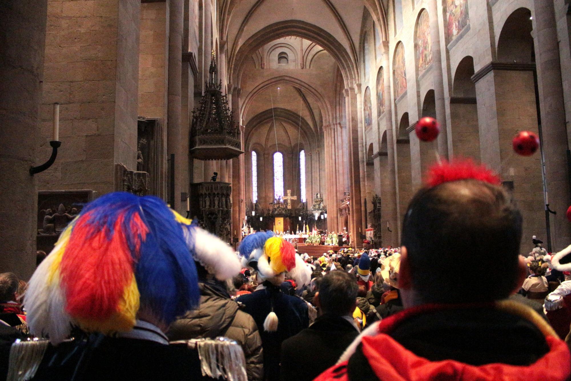 Mainz, 15. Februar 2026: Gardegottesdienst im vollbesetzten Mainzer Dom. (c) Bistum Mainz / Blum