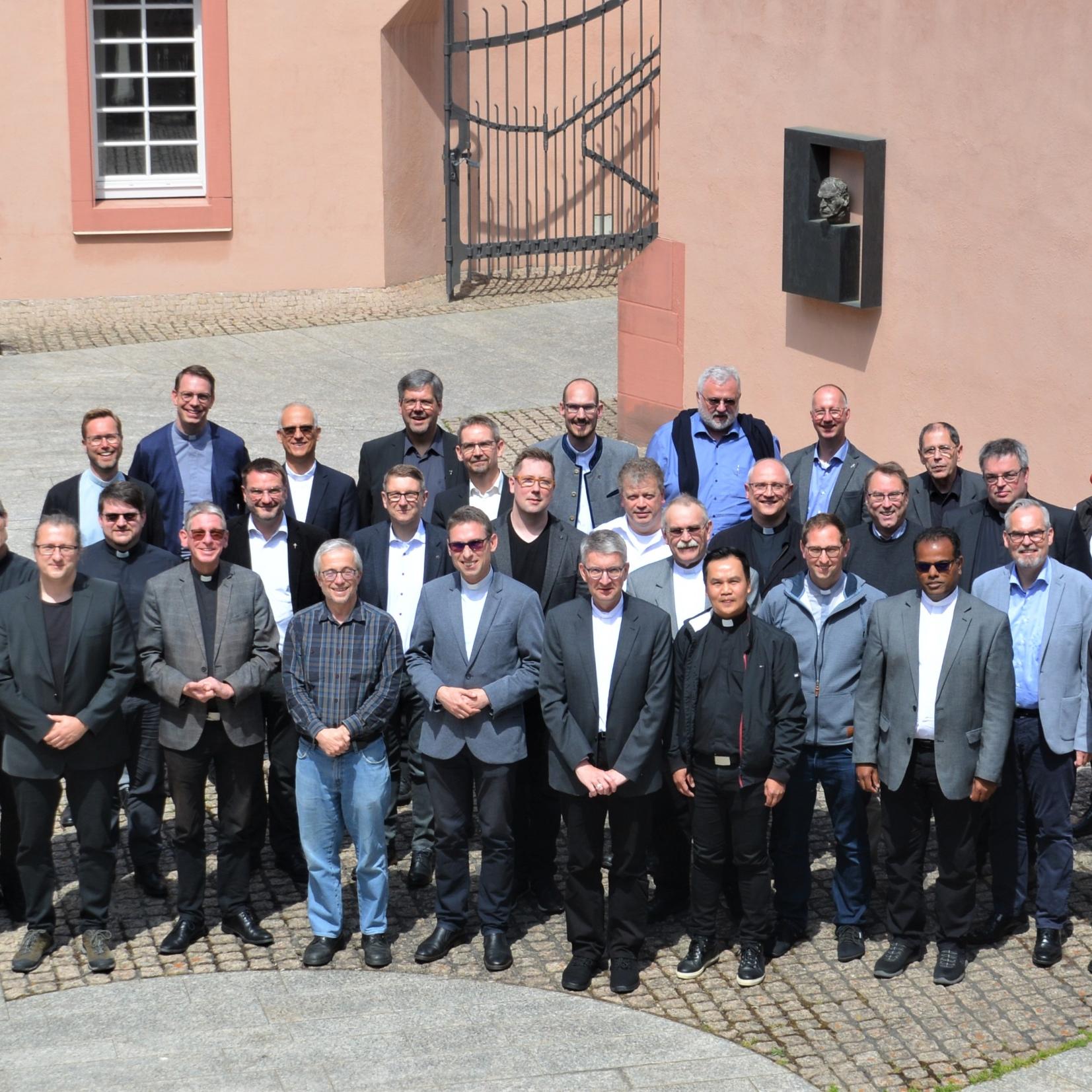 Mainz, 1. Juni 2022: Erstmals tagte die Konferenz der Leitenden Pfarrer im Erbacher Hof in Mainz.