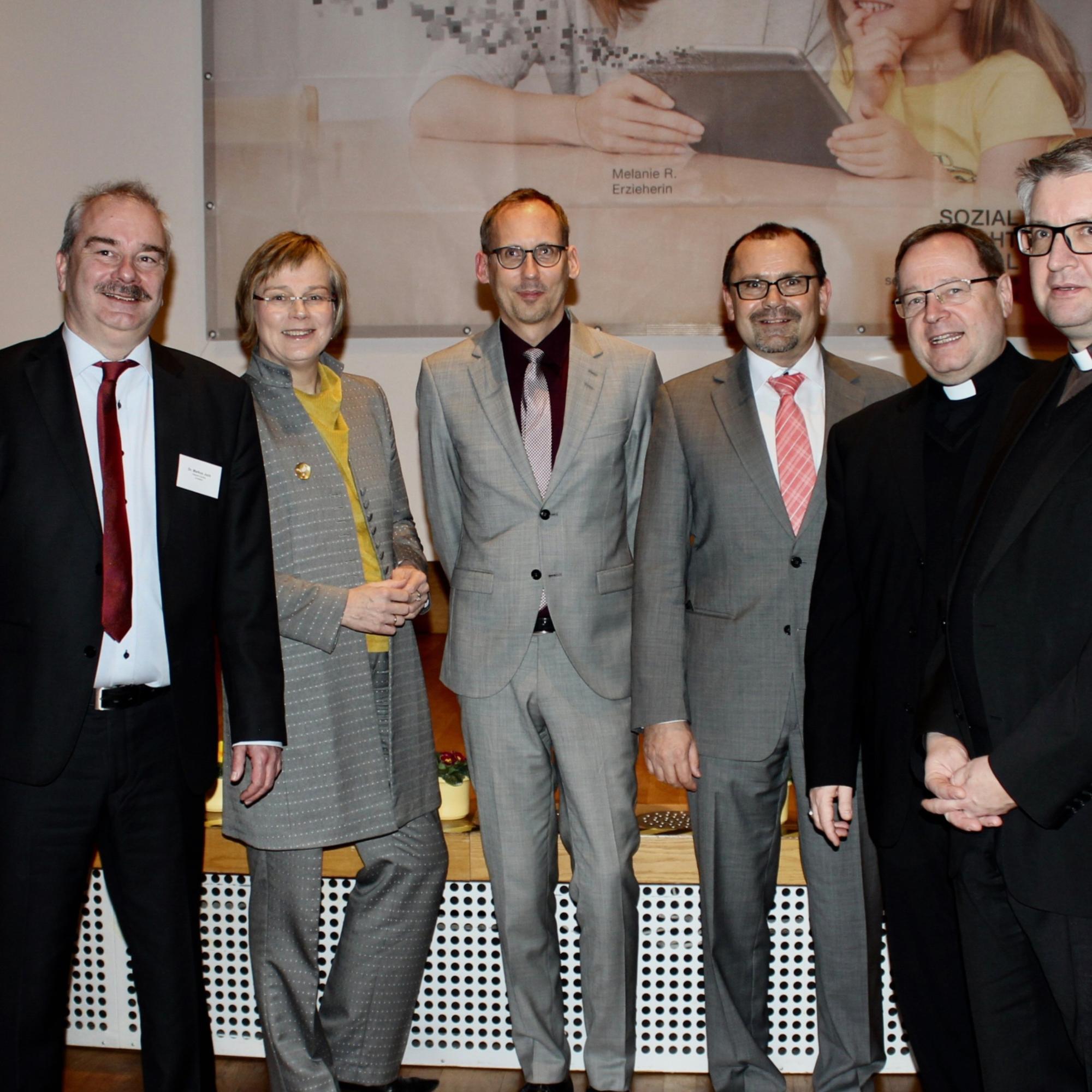 Wiesbaden, 7.2.2019: Gruppenbild beim Jahresempfang der Hessen-Caritas im Rocalli-Haus in Wiesbaden