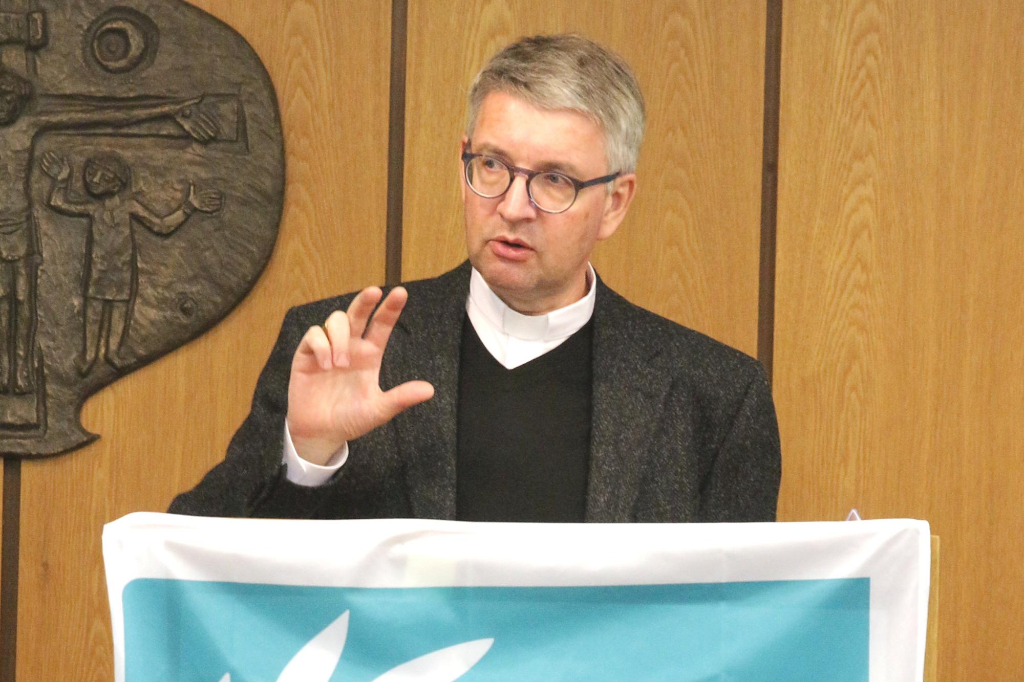 Fulda, 26. Oktober 2019: Der Mainzer Bischof Peter Kohlgraf ist neuer Präsident der deutschen Sektion der katholischen Friedensbewegung pax christi.