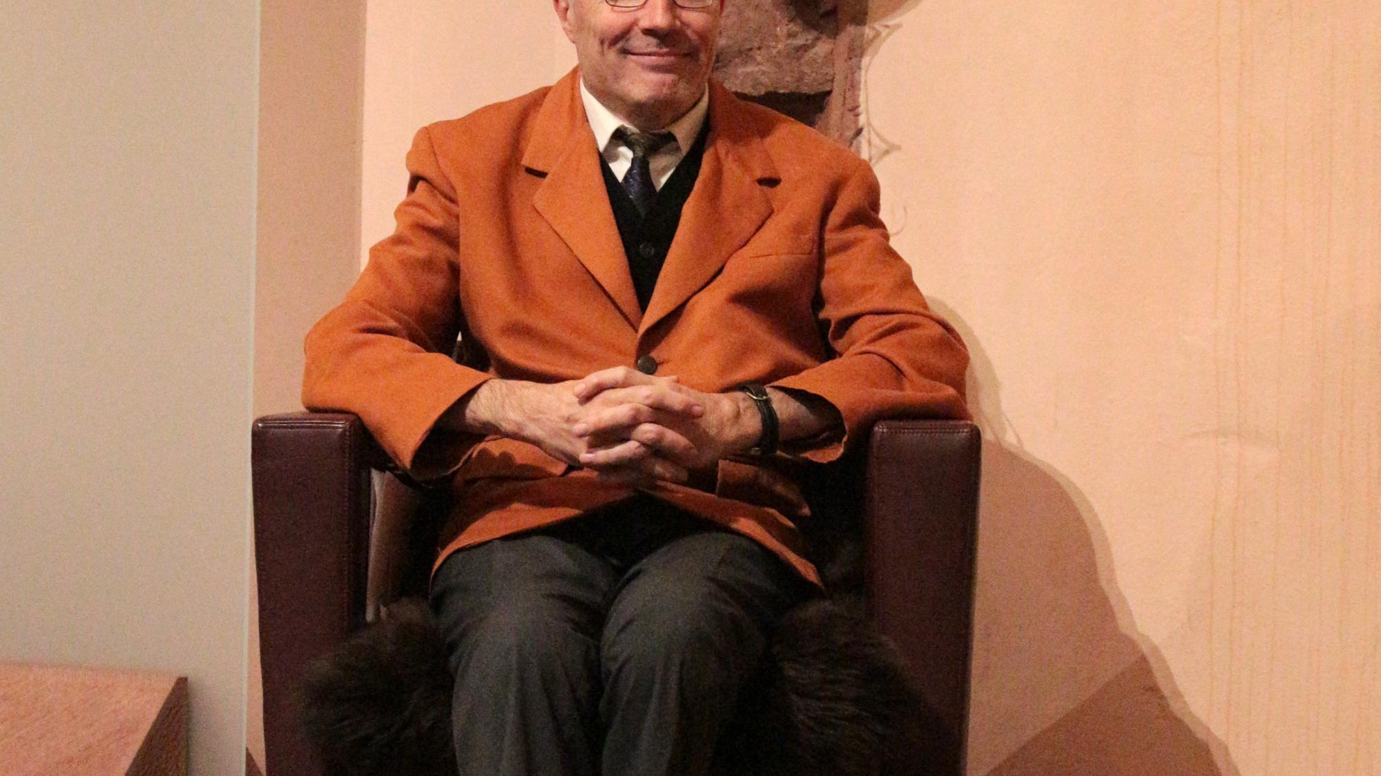 Mainz, 30. Oktober 2025: Die Kollegen hatten dem scheidenden Museumsdirektor Winfried Wilhelmy bei der Verabschiedung einen besonderen Platz reserviert.