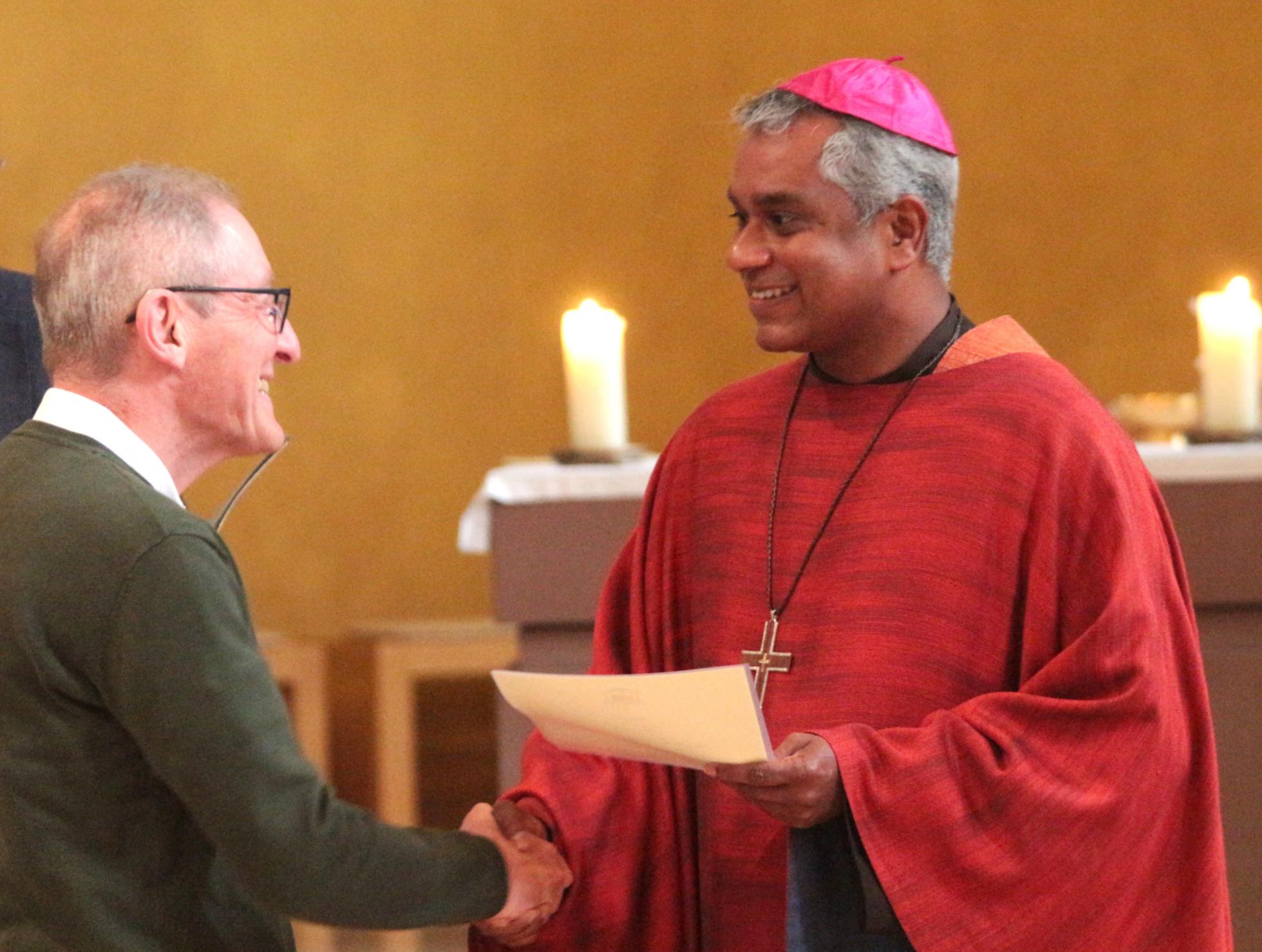 Ockenheim/Kloster Jakobsberg, 11. Juni 2026: Weihbischof Joshy Pottackal würdigte den Dienst der geistlichen Begleitung: 