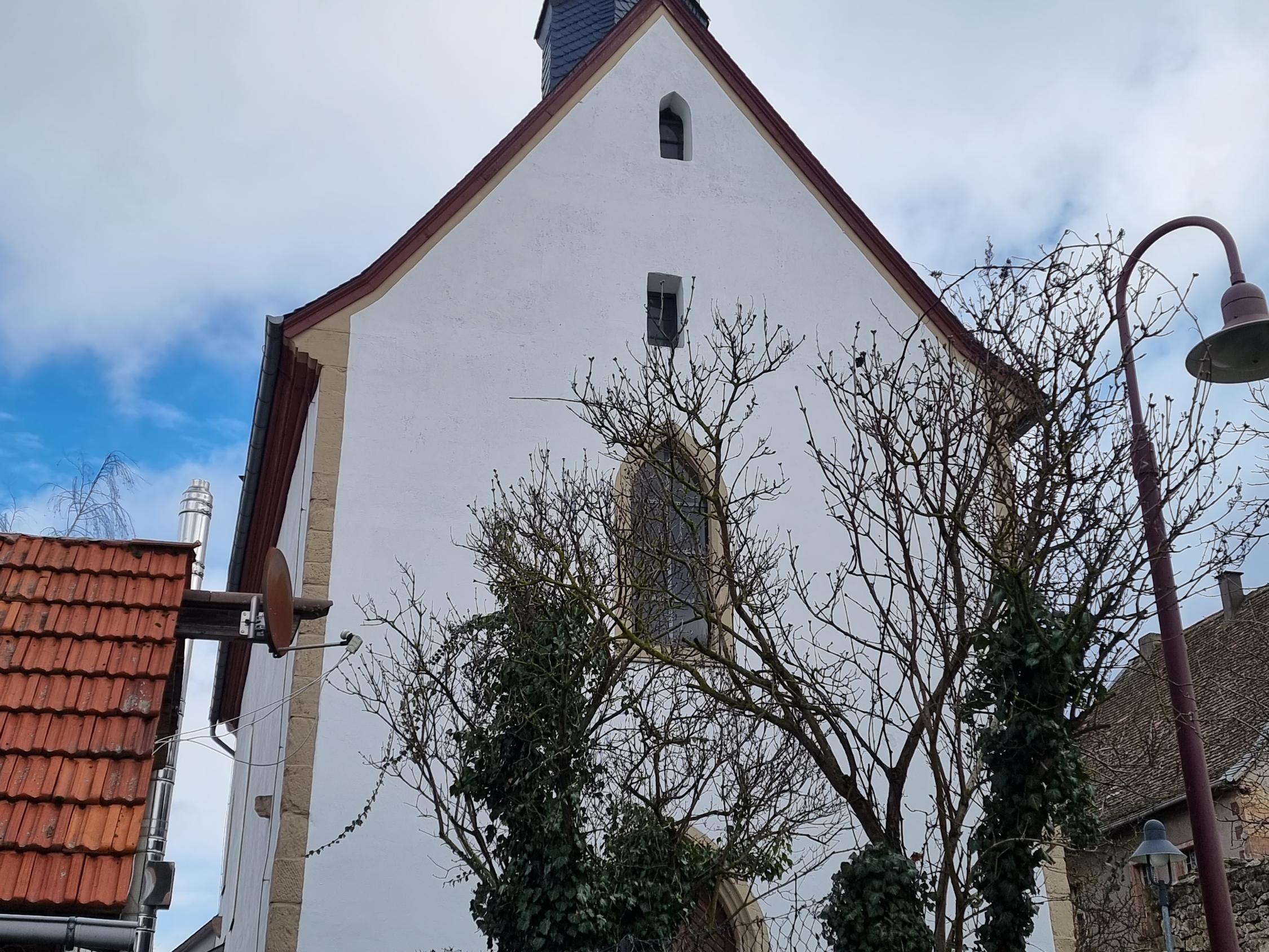 Katholische Pfarrkirche St. Johannes Baptist in Monzernheim