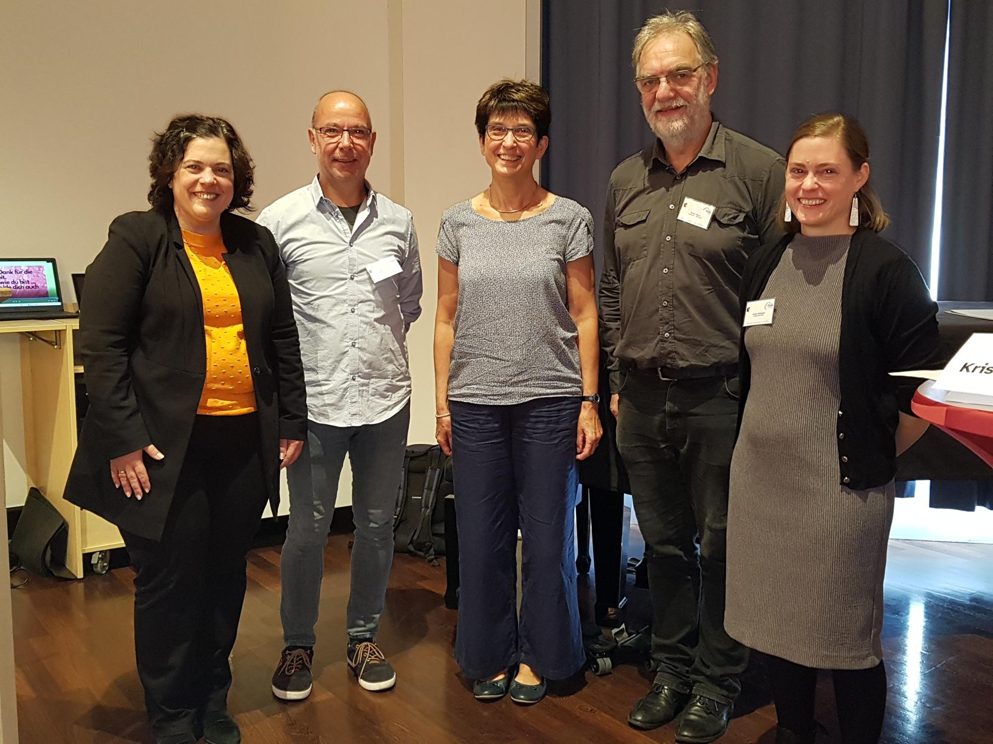 Mainz, 11. Oktober 2023: Stephanie Rieth (ganz links) mit dem DiAG-Vorstand, aus dem Elfriede Zils (Mitte) heute in den Ruhestand verabschiedet wurde.
