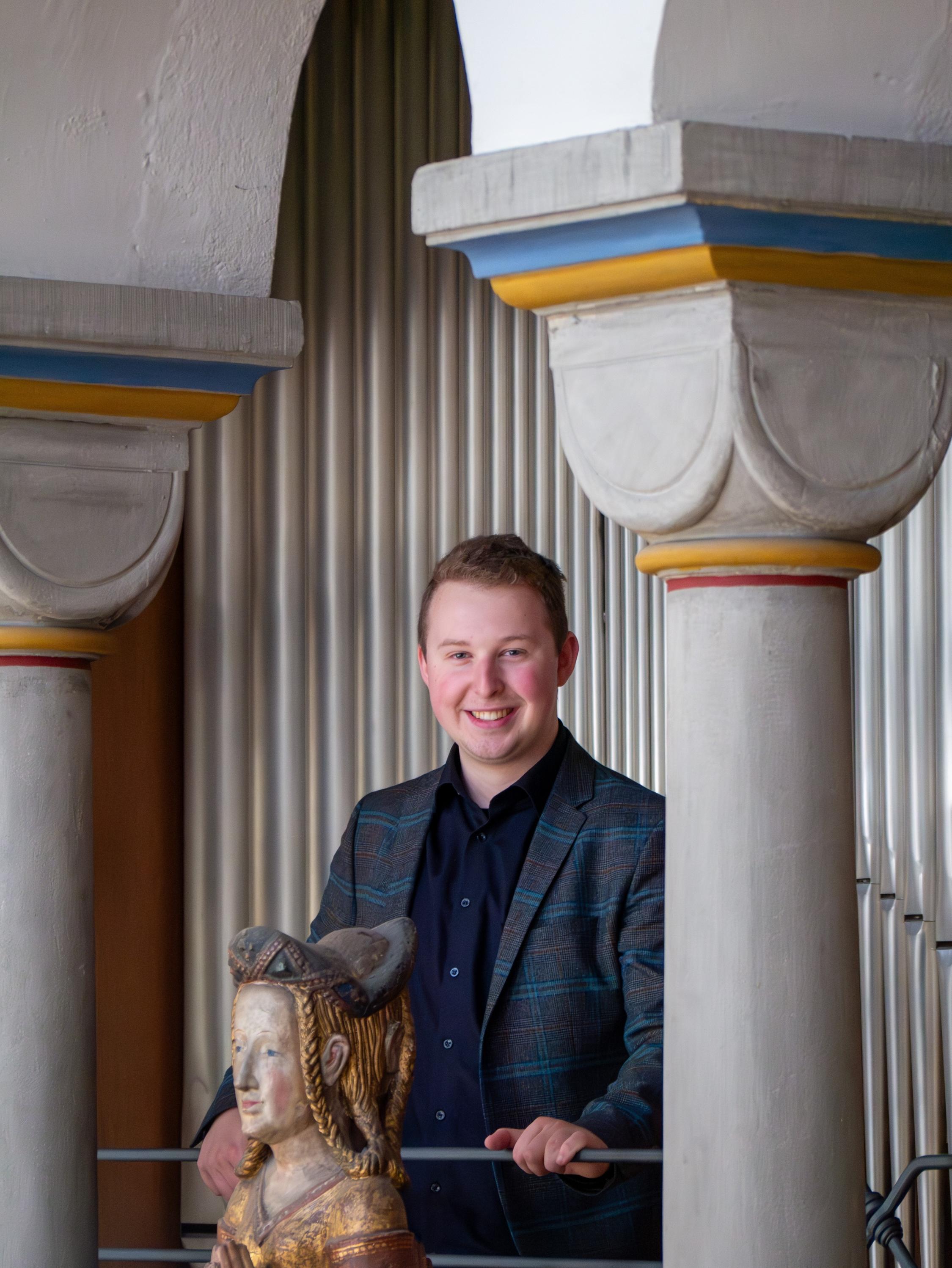 Ab dem 1. Juli ist Alexander Grün Regional- und Basilikakantor in der Region Rheinhessen mit Dienstsitz an der Basilika St. Martin in Bingen.