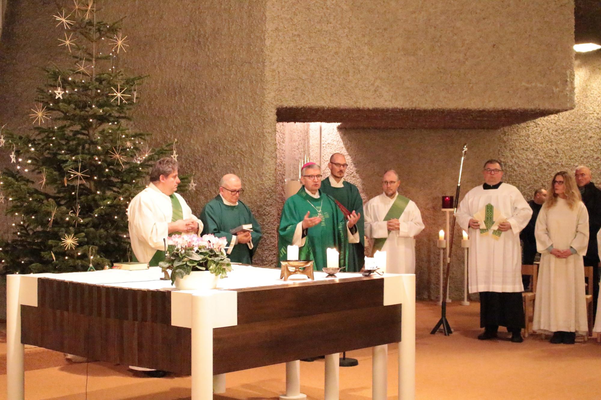 Ingelheim, 20. Januar 2024: Profanierungsgottesdienst in St. Paulus mit Bischof Peter Kohlgraf. (c) Bistum Mainz / Blum