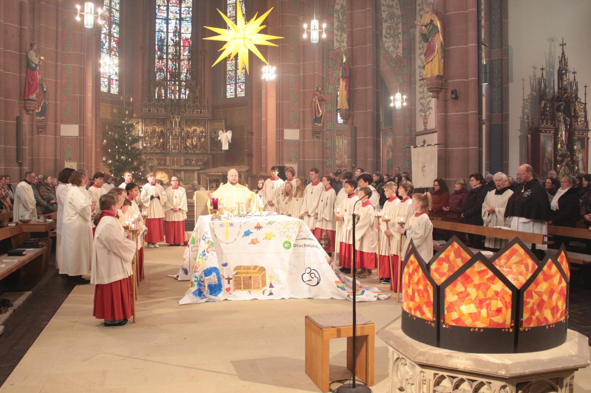 Viernheim, 21. Januar 2024: Gründungsgottesdienst mit Generalvikar Lang in der Apostelkirche.