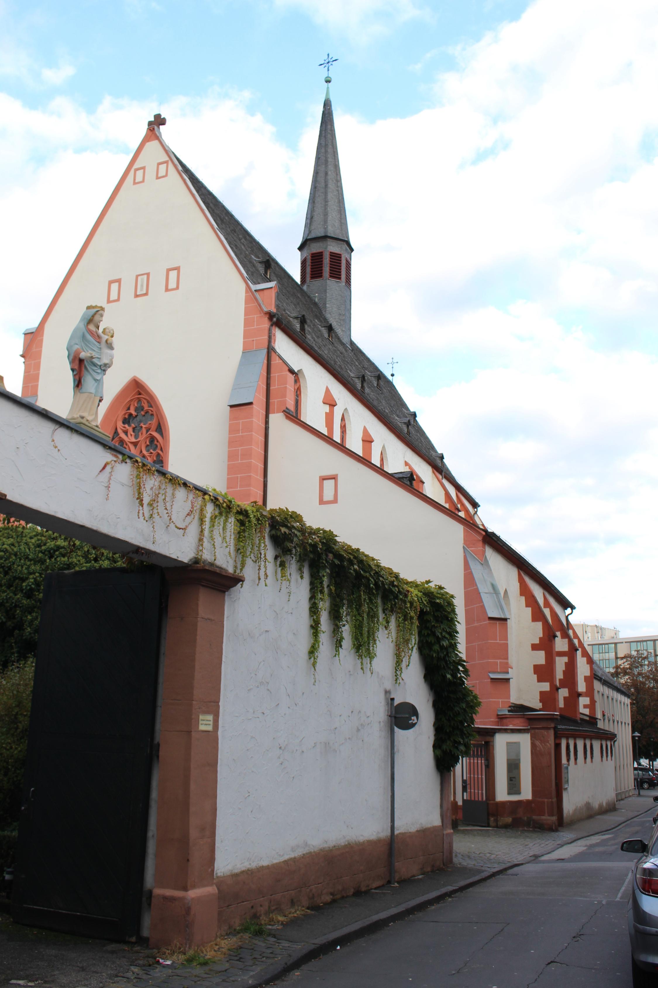 Mainz, 1. Oktober 2024: Am 15. Dezember jährt sich die Weihe der Mainzer Karmeliterkirche zum 100. Mal.