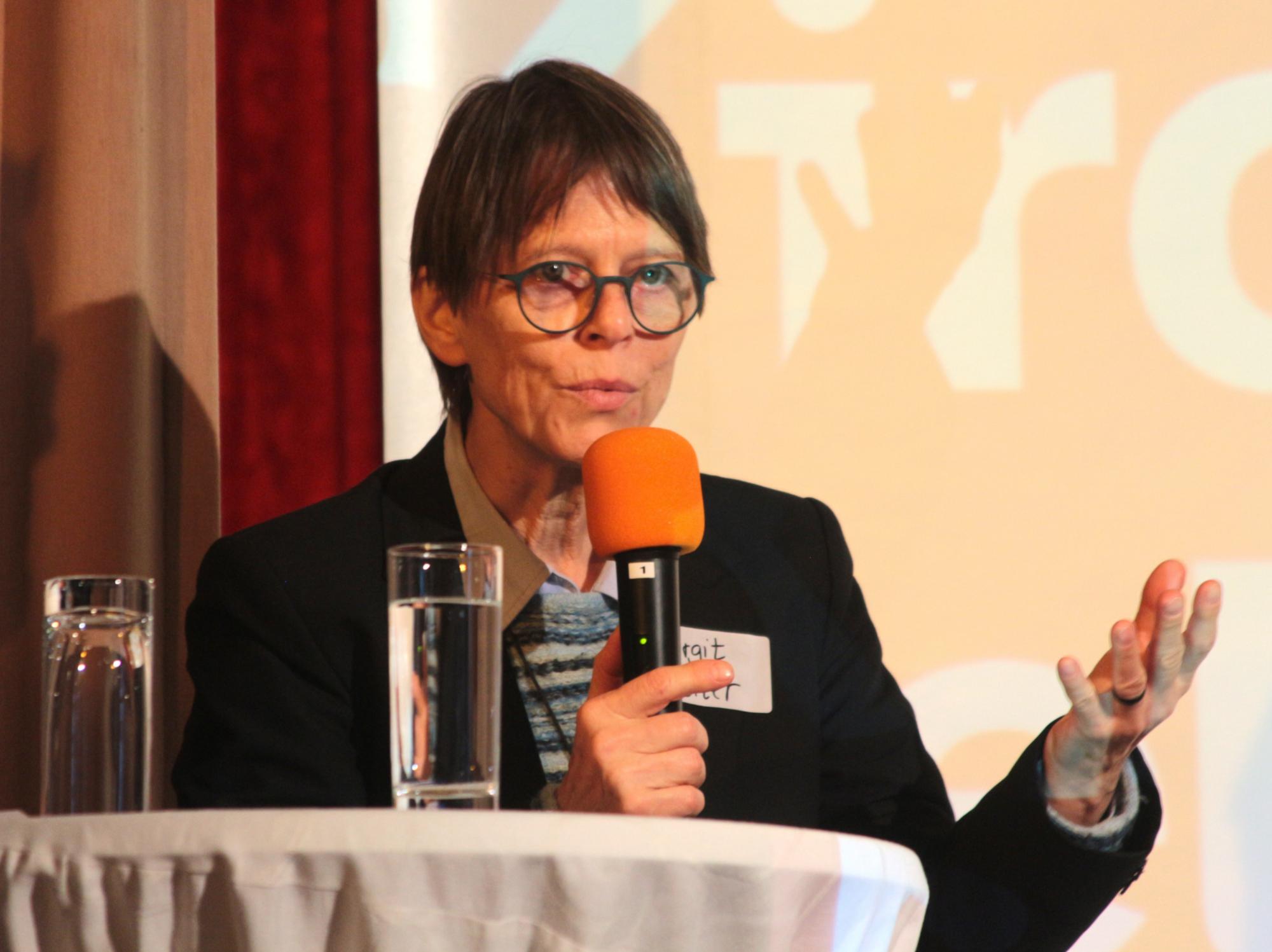 Mainz, 7. Februar 2026: Schwester Dr. Birgit Weiler bei ihrem Impulsreferat. (c) Bistum Mainz / Blum