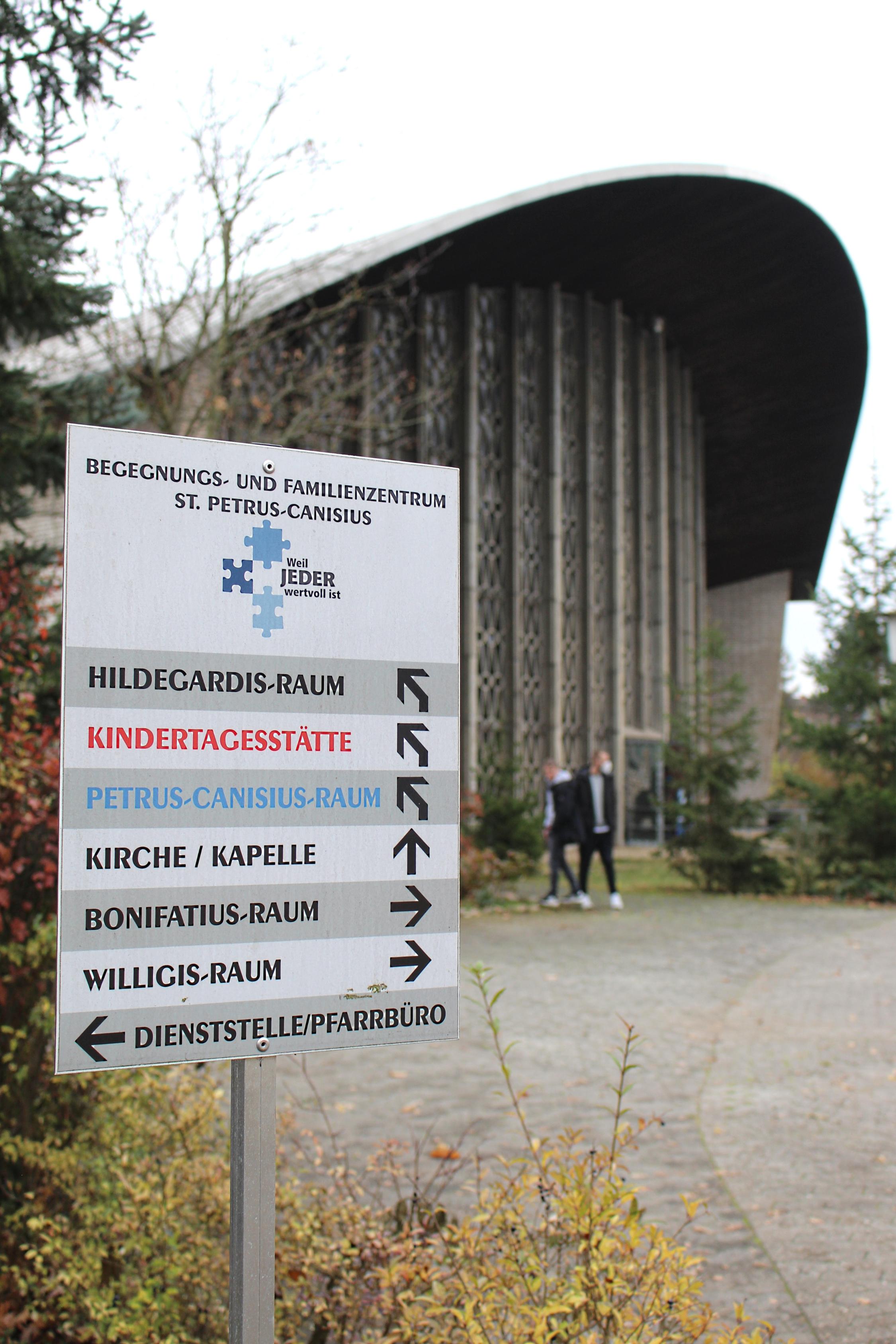 Mainz, 14. November 2021: St. Petrus Canisius in Mainz-Gonsenheim wird auch künftig diözesanes Zentrum der Seelsorge für Menschen mit Behinderung bleiben.