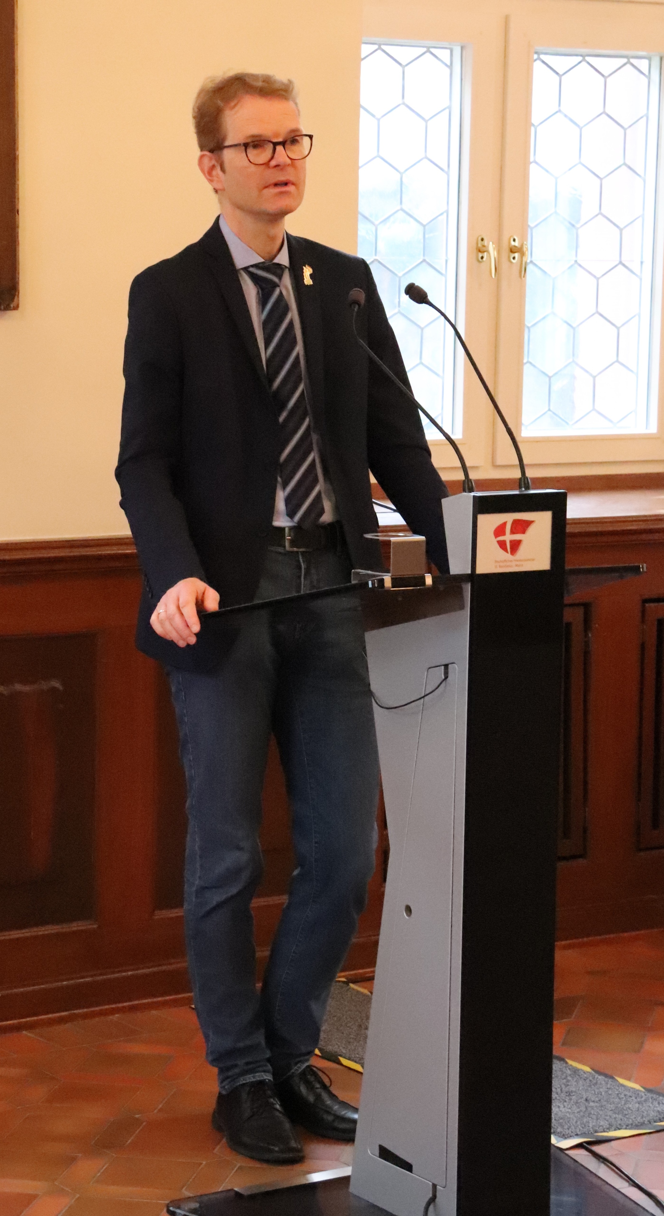 Dr. Wolfgang Fritzen