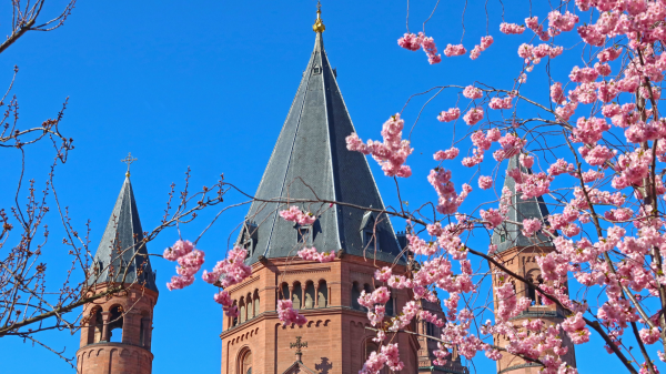 Mainzer Dom an Ostersonntag