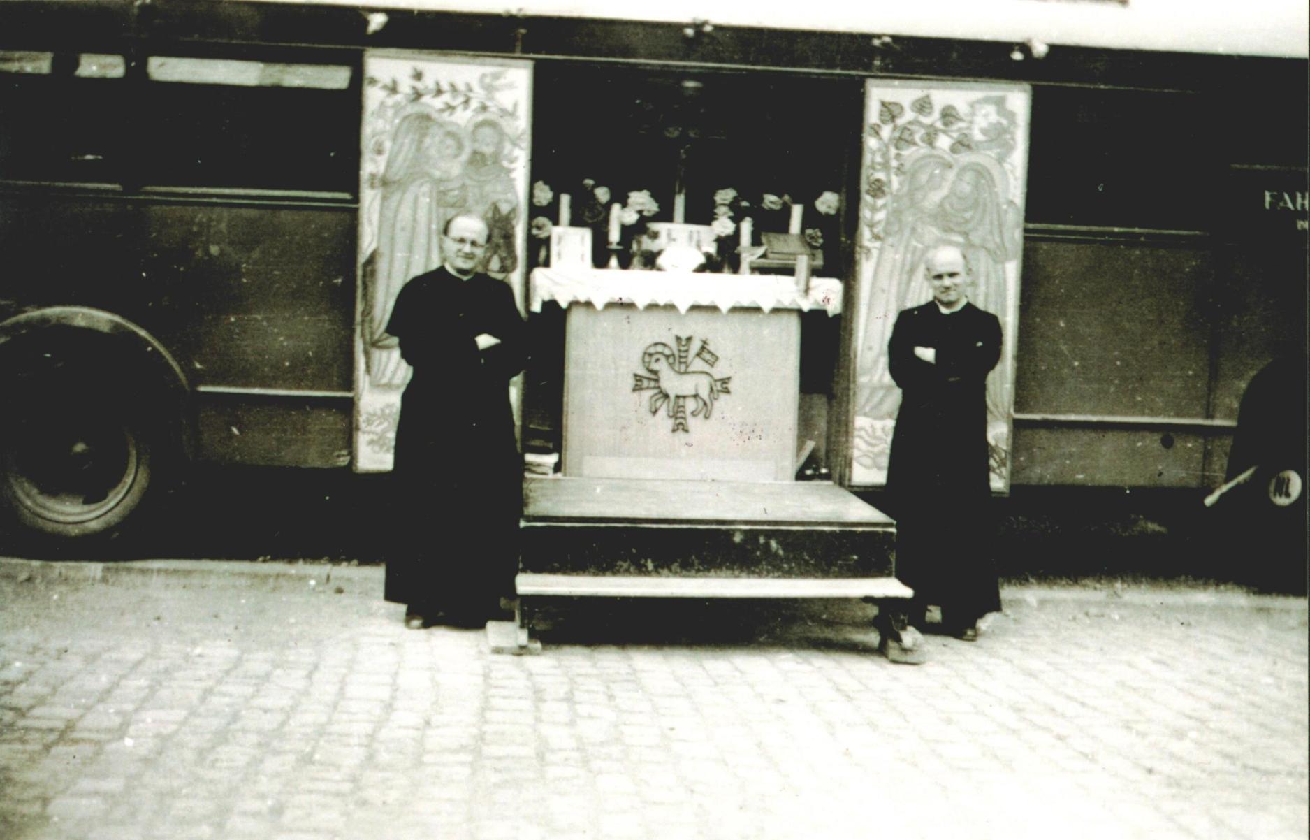 Um die Kapellenwagen geht es im Vortrag von Matthias Kühlwein. (c) Dom- und Diözesanarchiv Mainz