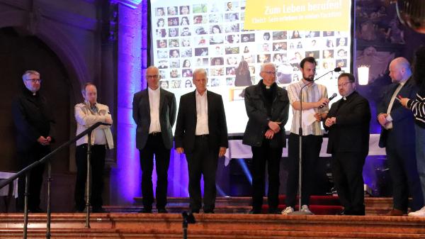 Die Firmspender beantworteten die Fragen der Jugendlichen