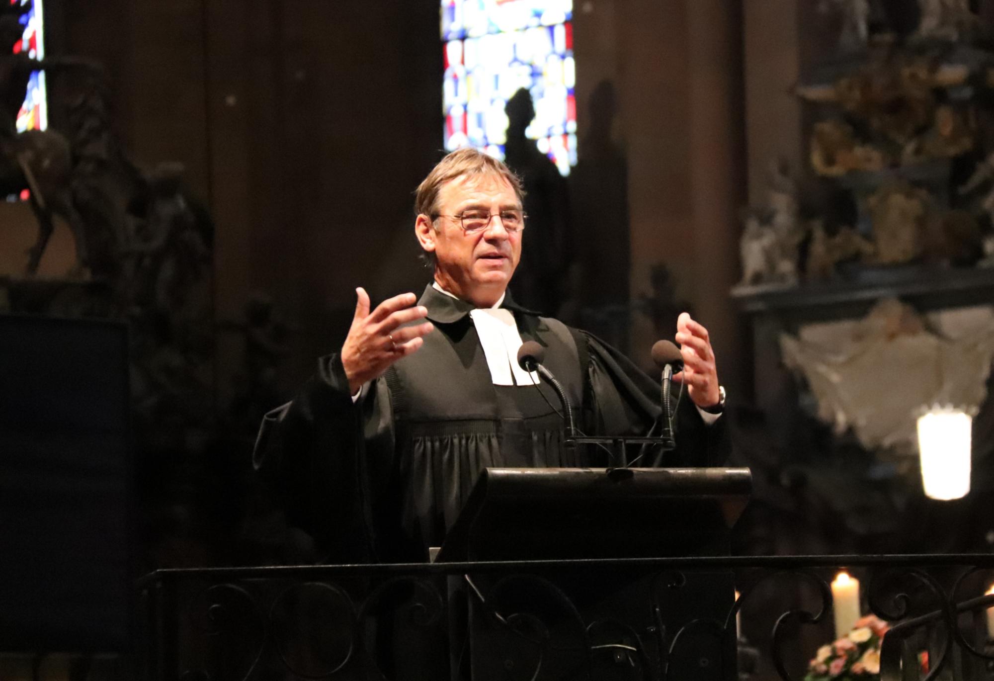 Der Kirchenpräsident der Evangelische Kirche in Hessen und Nassau (EKHN), Volker Jung