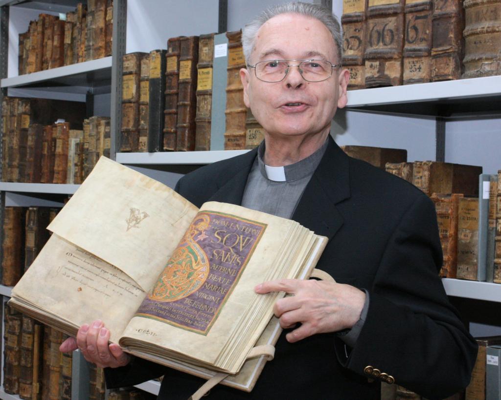 HINKEL (c) Bistum Mainz / Blum (Ersteller: Bistum Mainz / Blum)