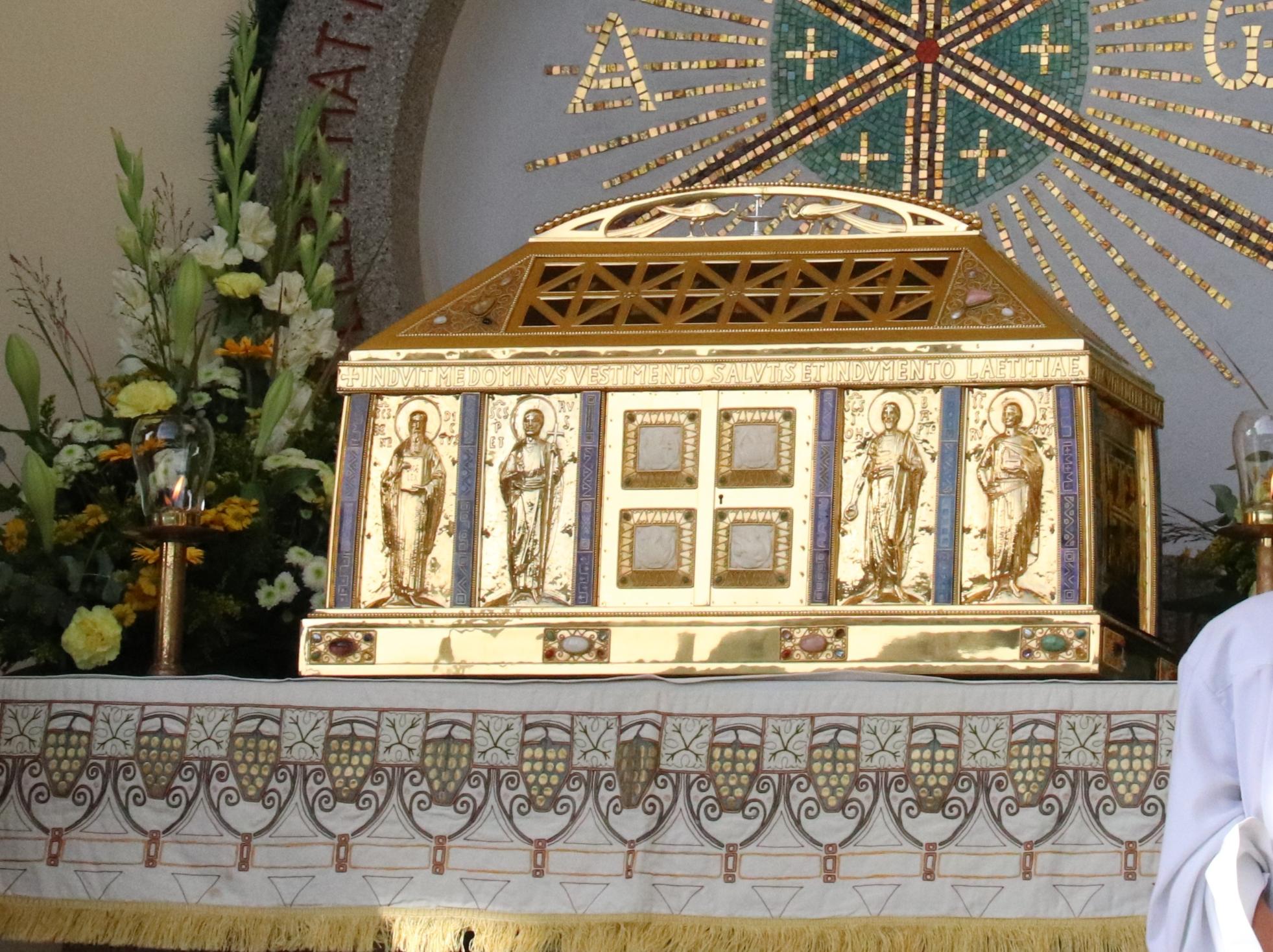 Der Reliquienschrein der heiligen Hildegard