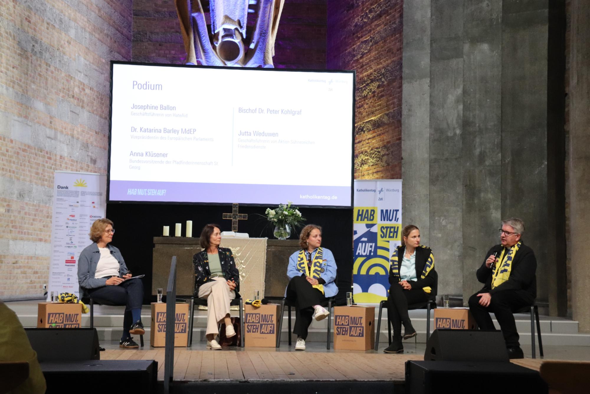 Podium zum Thema Antifeminismus auf dem Katholikentag 2026 (c) Bistum Mainz/Hoffmann