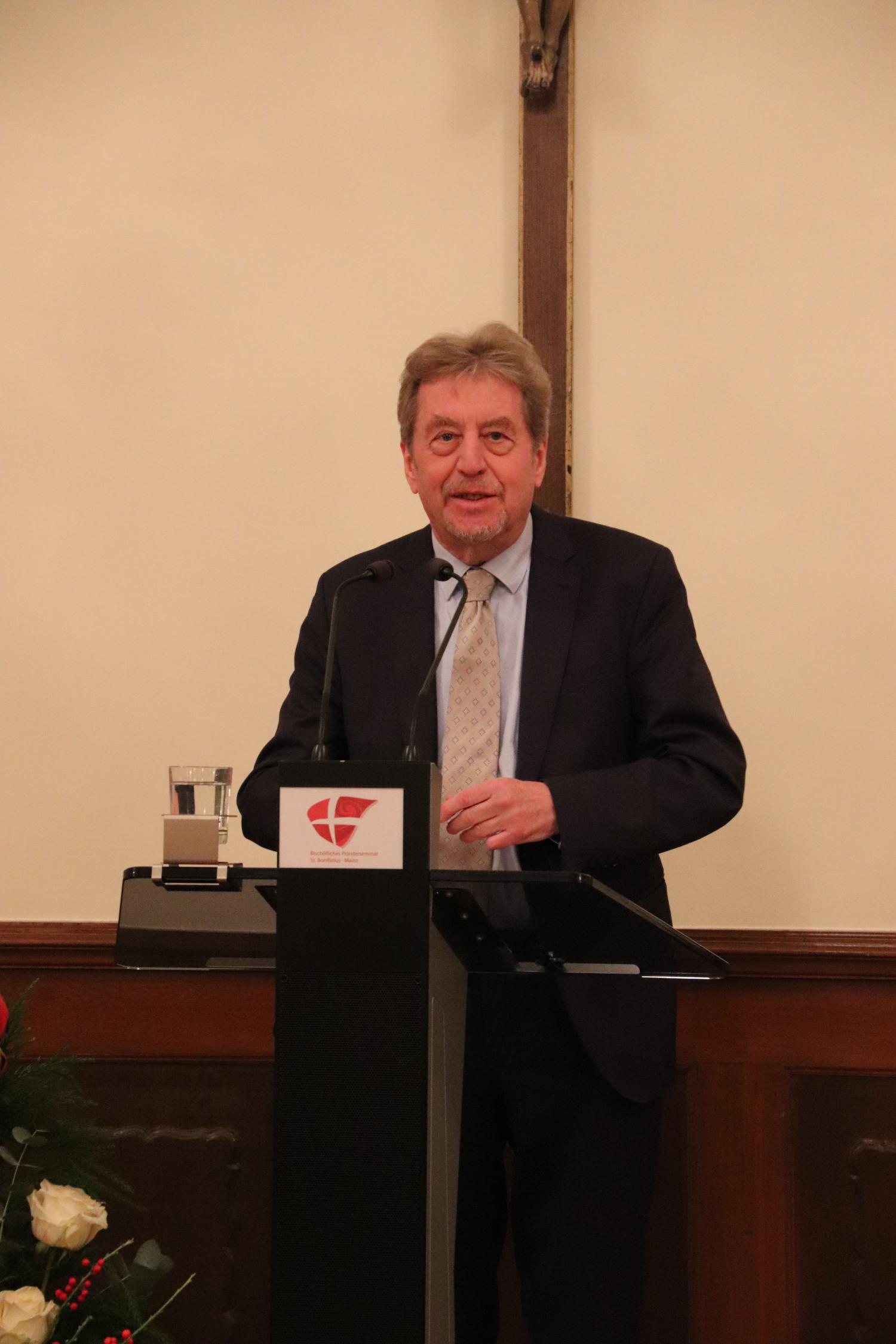 Sozialphilosoph Professor Hans Joas bei seinem Festvortrag im Mainzer Priesterseminar (c) Bistum Mainz/Hoffmann