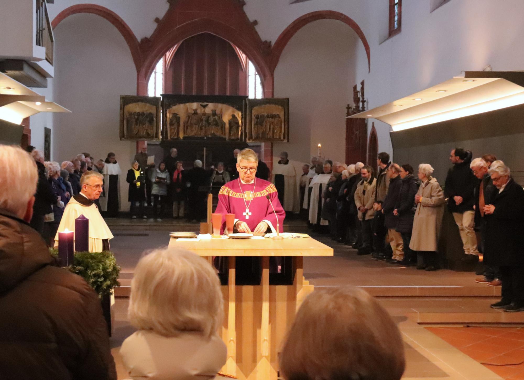 Festgottesdienst anlässlich 100 Jahre Karmeliterkirche in Mainz (c) Bistum Mainz/Hoffmann