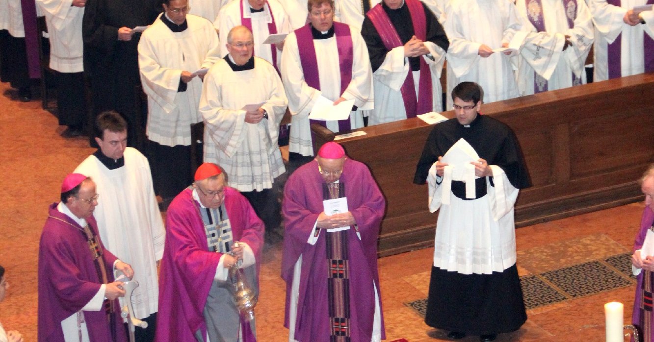 Weihbischof Guballa im Mainzer Dom beigesetzt Pressestelle Bistum Mainz
