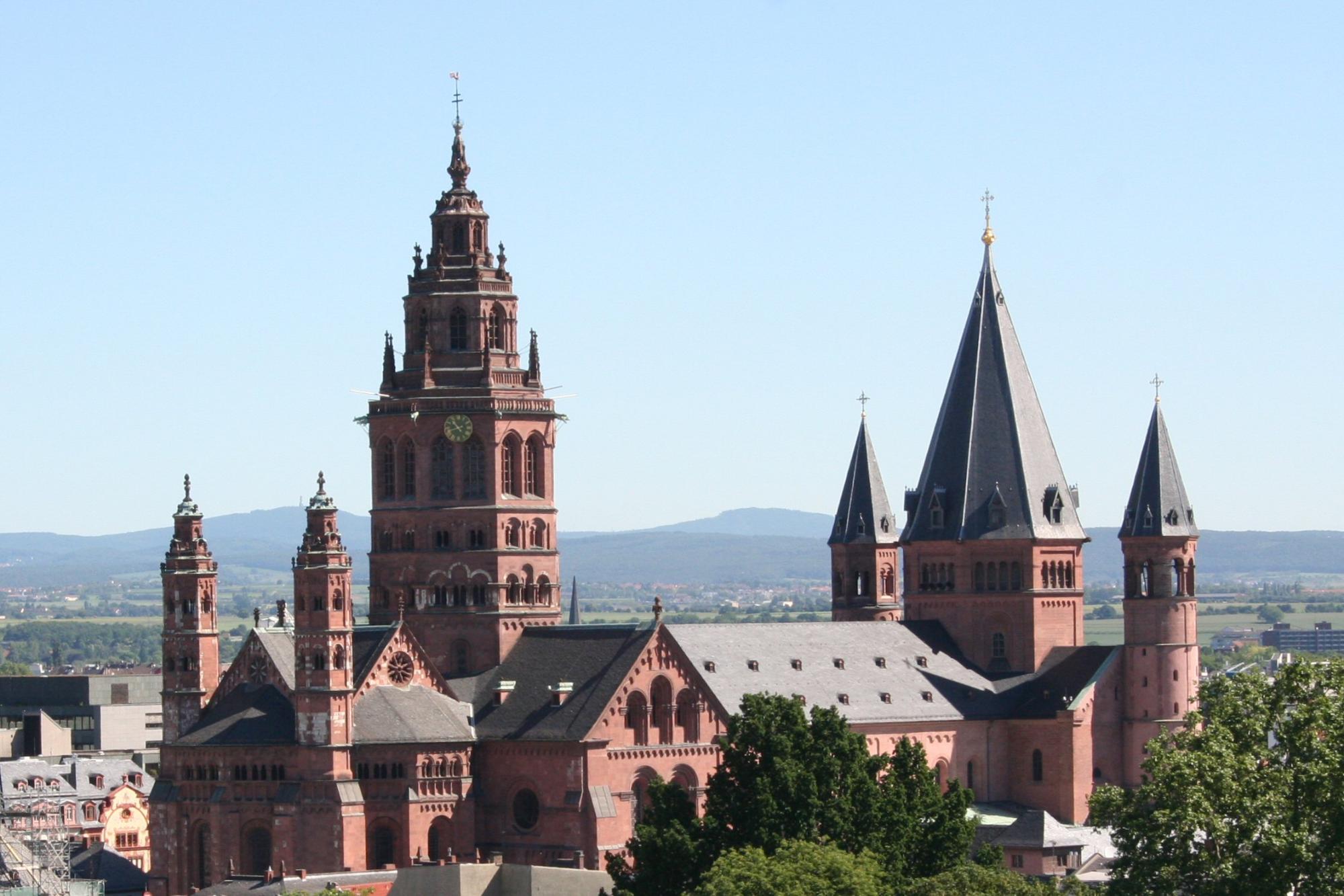 Mainzer Dom schließt für einen Tag